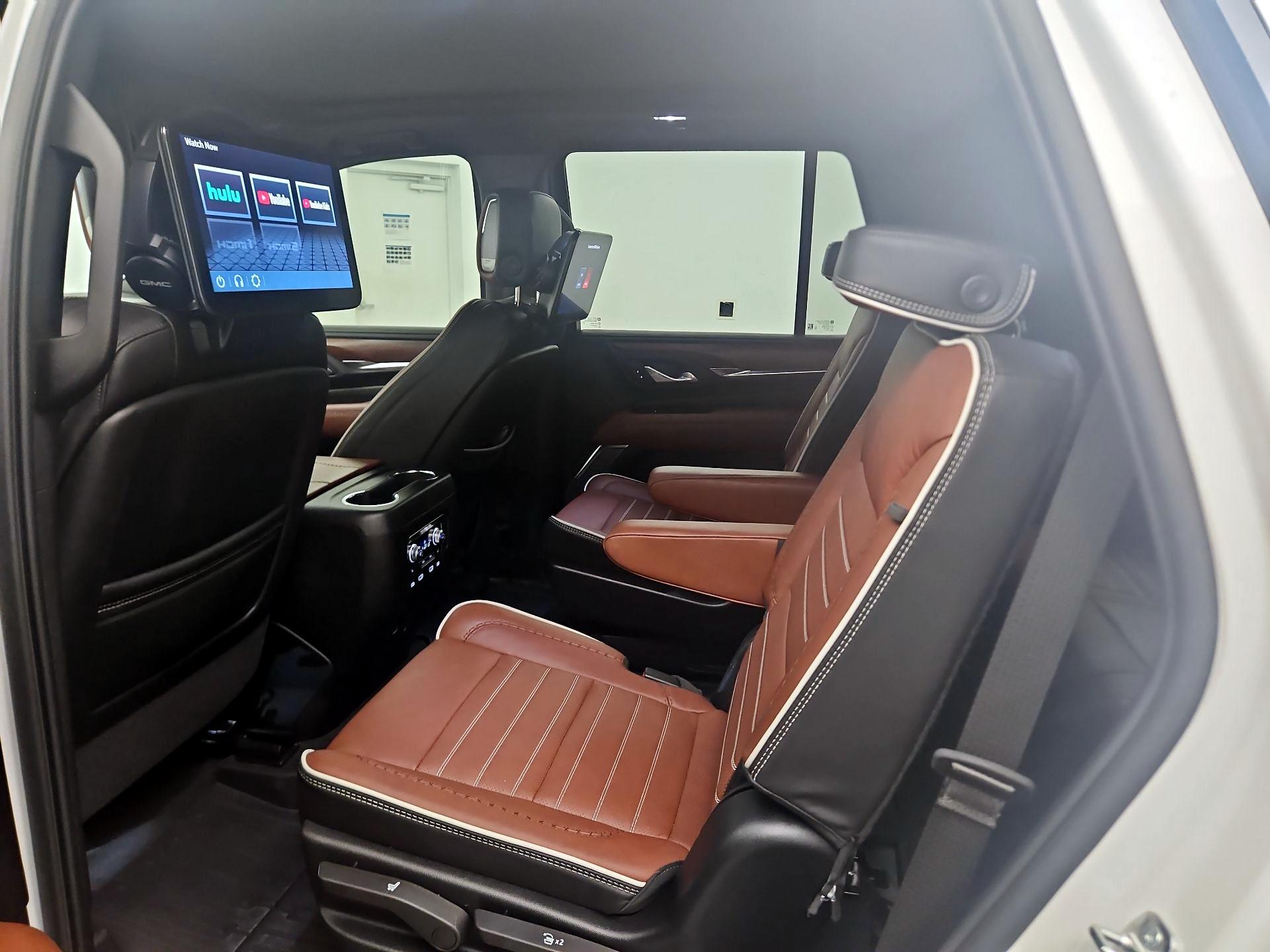 Thumbnail: 2024 GMC Yukon - 16