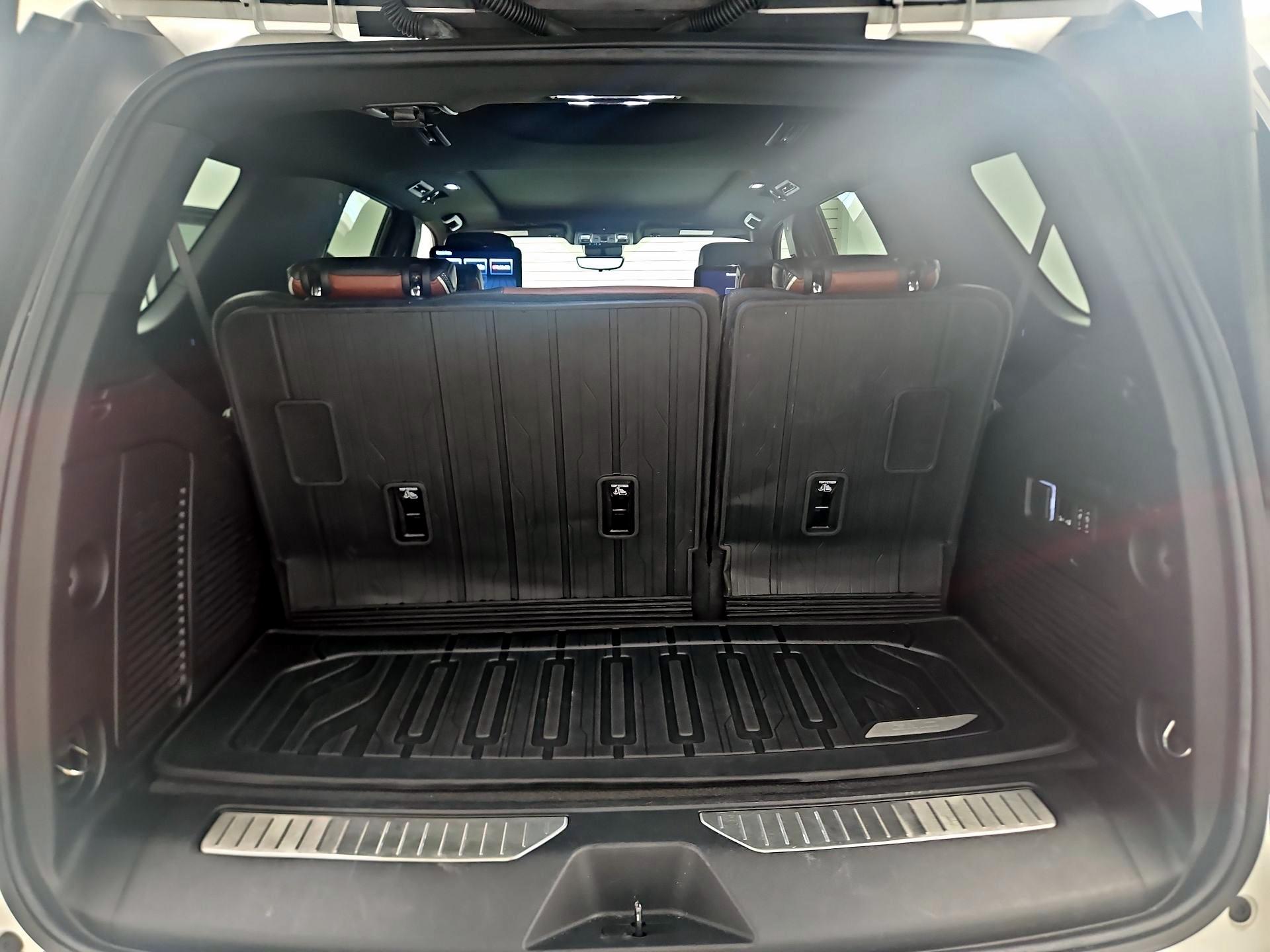 Thumbnail: 2024 GMC Yukon - 18