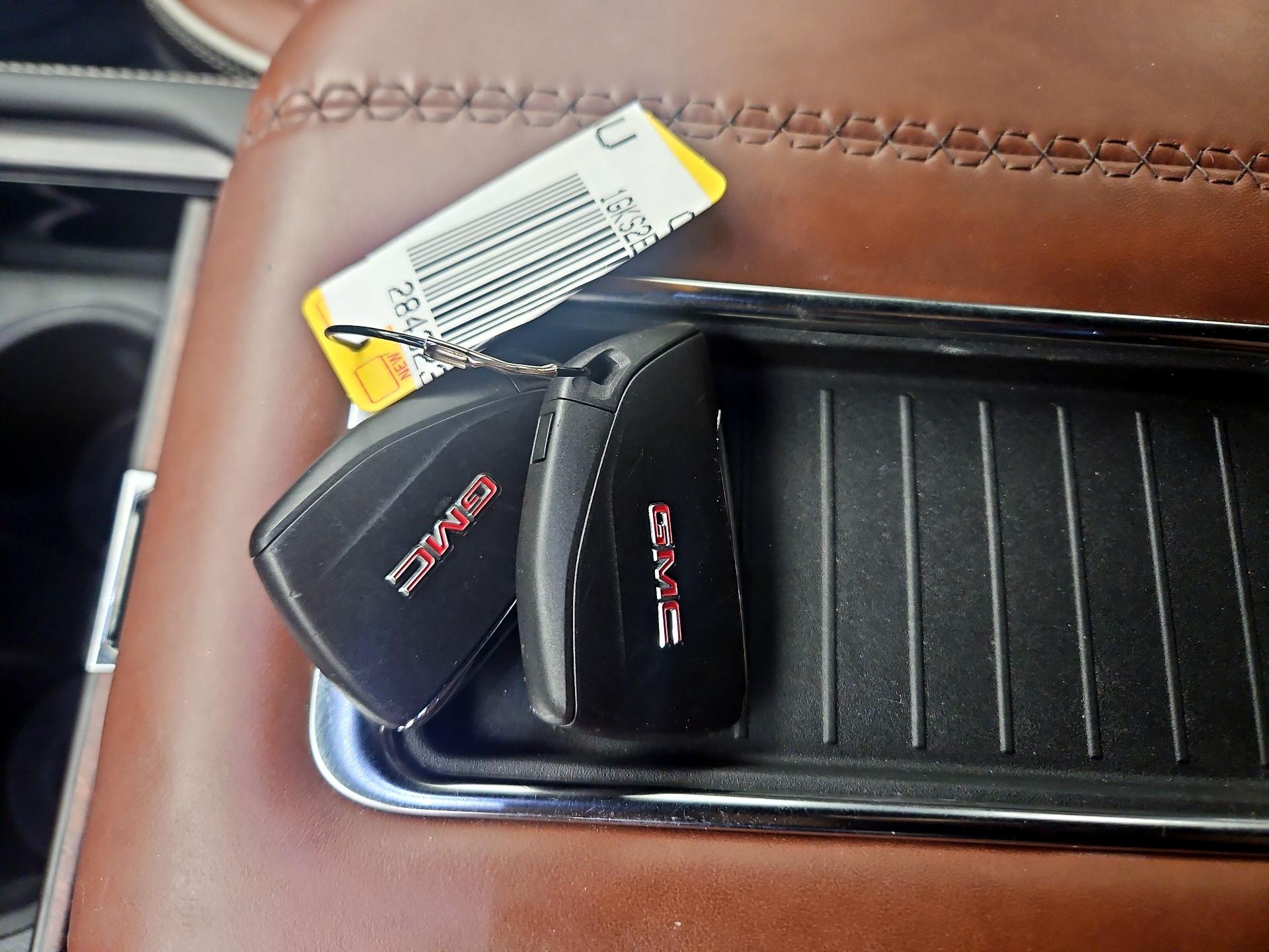 Thumbnail: 2024 GMC Yukon - 20