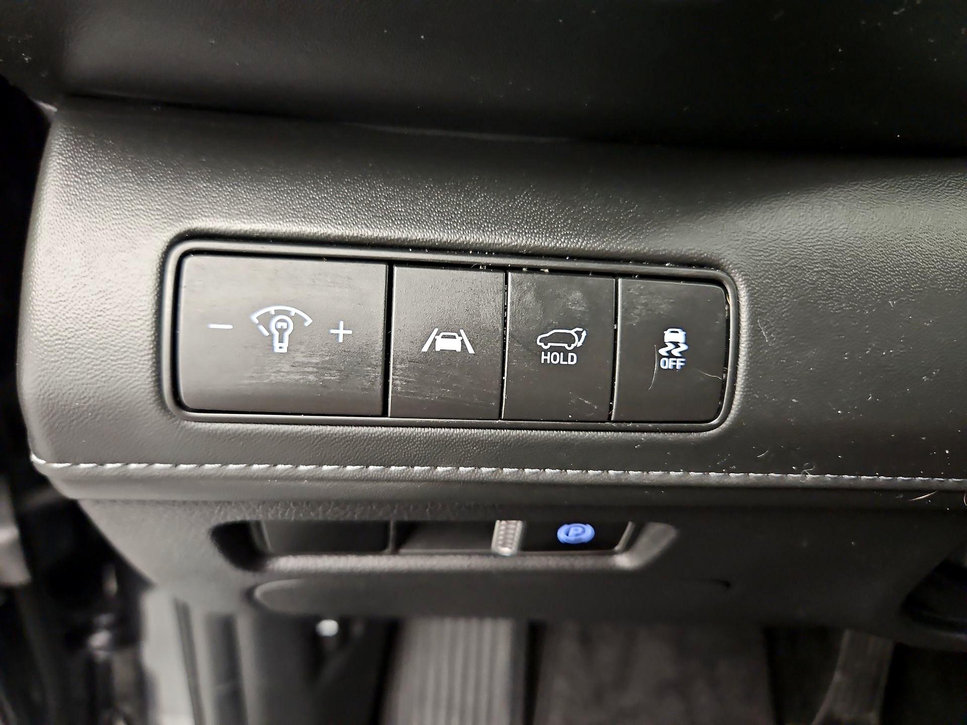 Thumbnail: 2023 Hyundai Santa Fe - 13