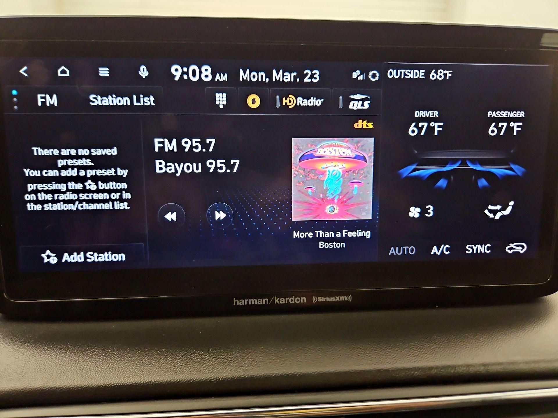 Thumbnail: 2023 Hyundai Santa Fe - 15