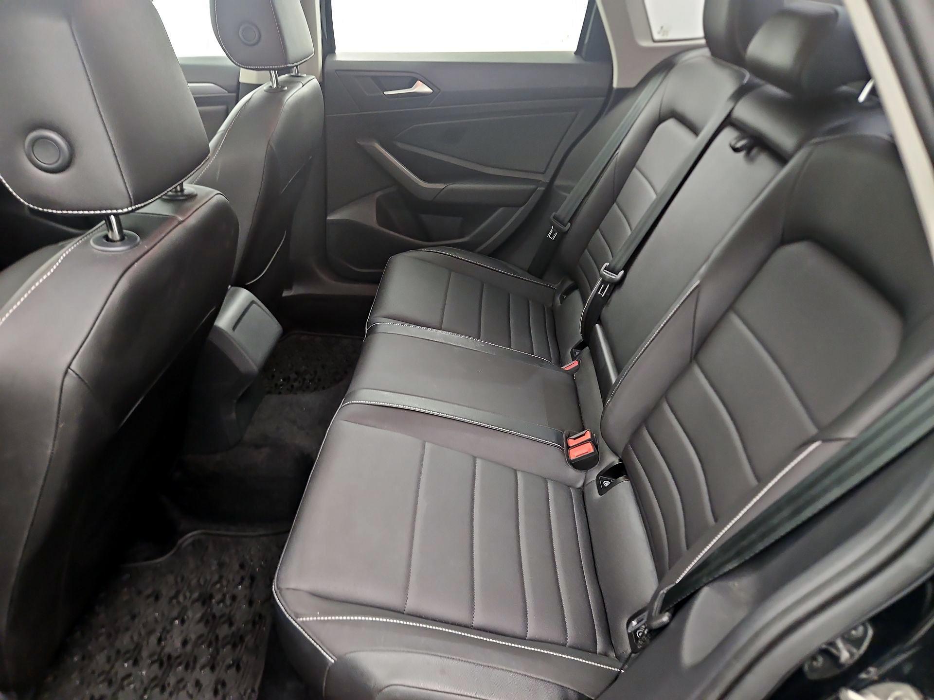 Thumbnail: 2023 Volkswagen Jetta - 20