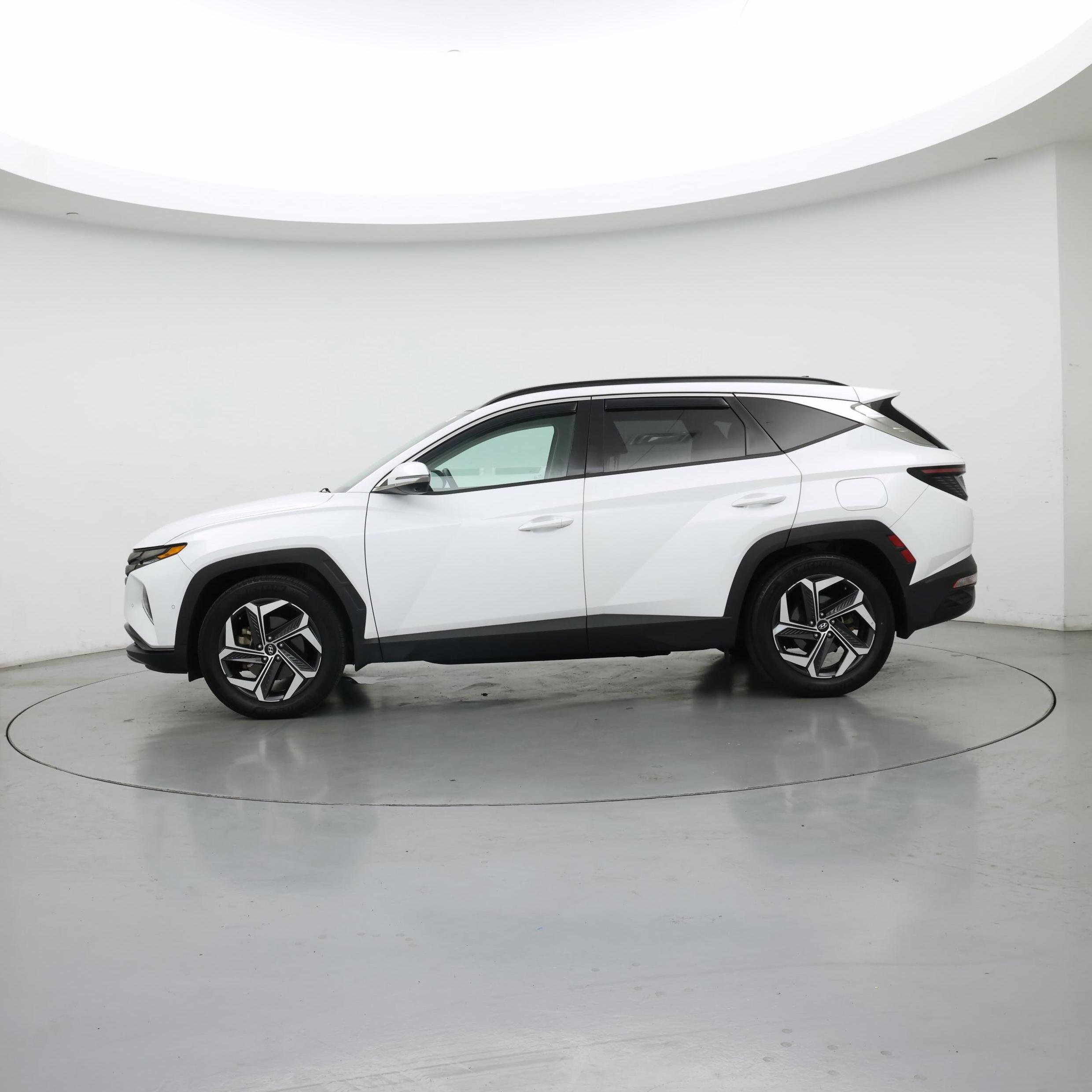 Thumbnail: 2022 Hyundai Tucson - 3