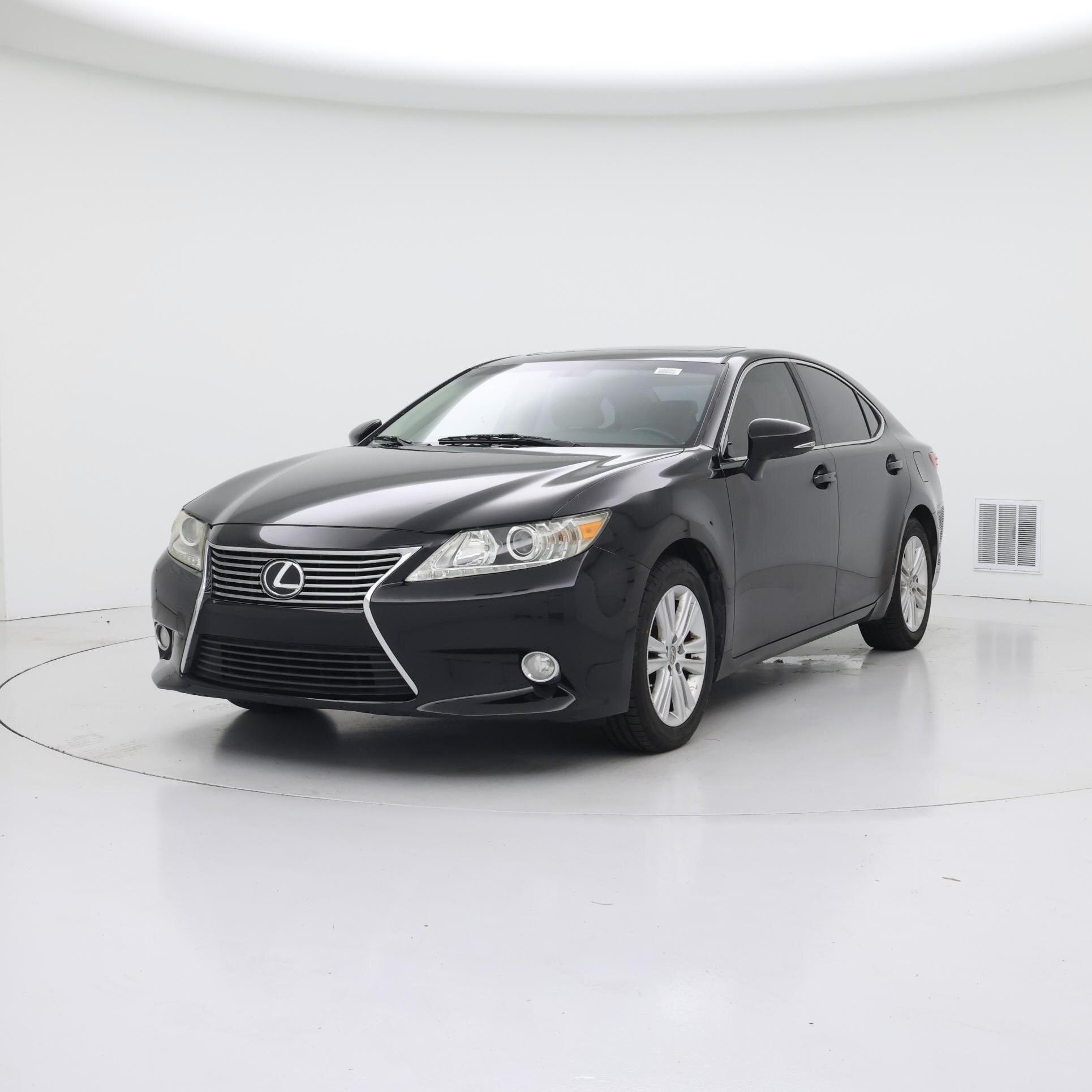 Thumbnail: 2015 Lexus ES - 4