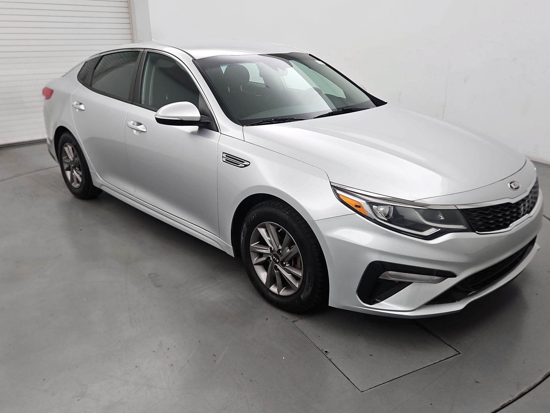 Thumbnail: 2020 Kia Optima - 1