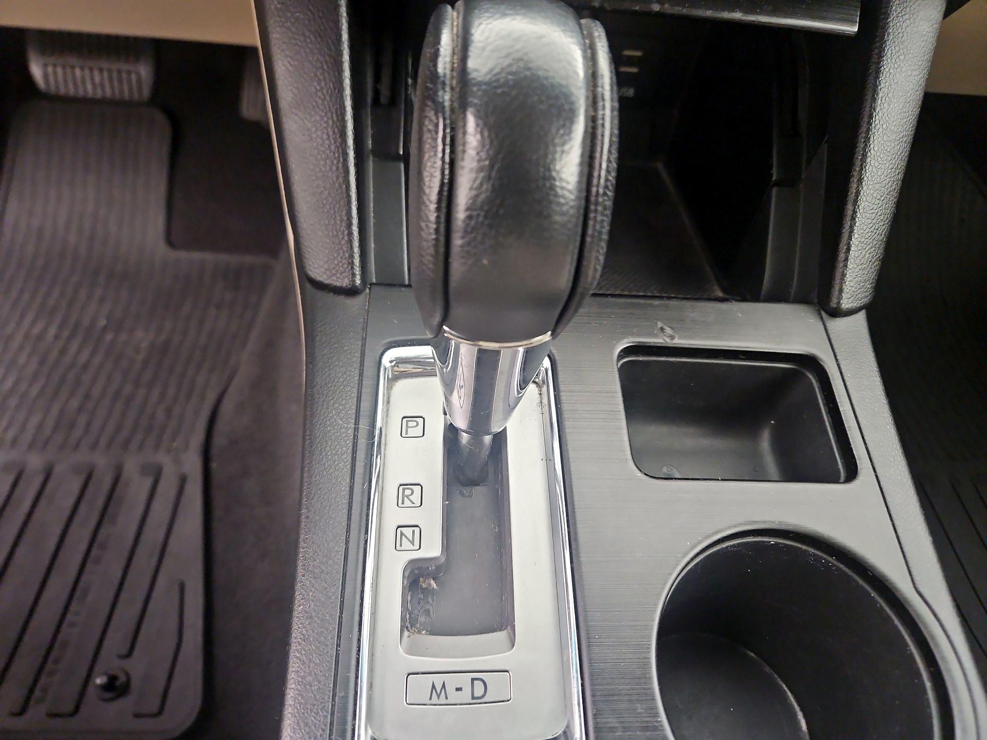 Thumbnail: 2015 Subaru Legacy - 17
