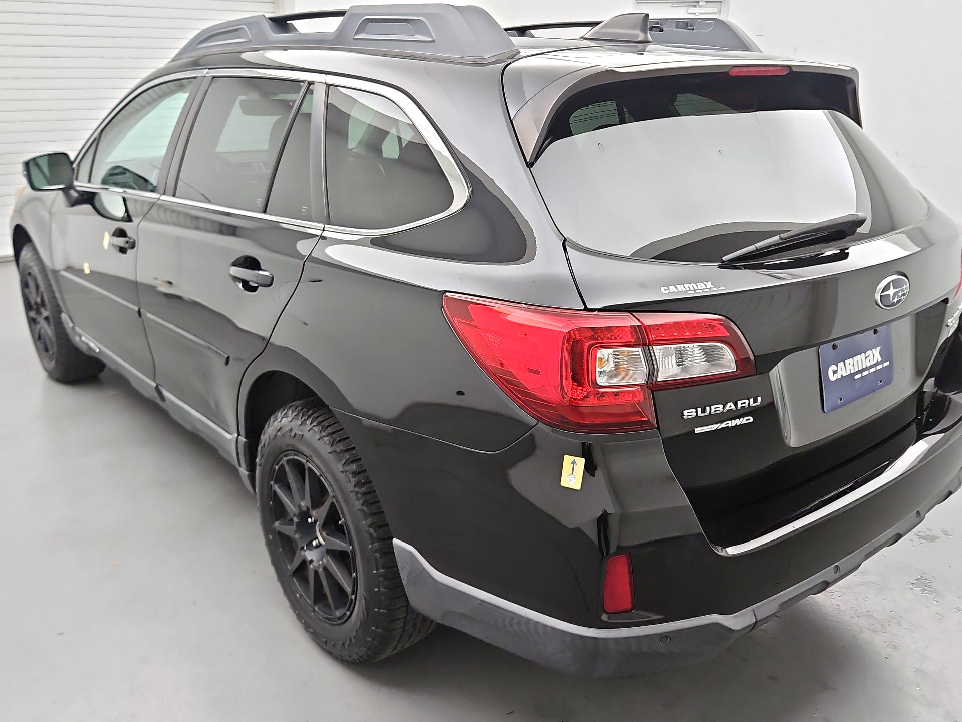 Thumbnail: 2017 Subaru Outback - 7