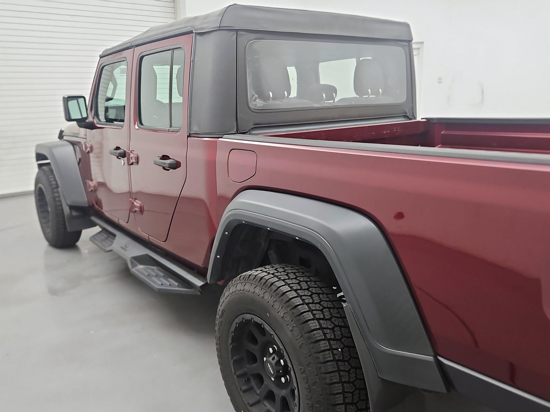 Thumbnail: 2021 Jeep Gladiator - 7