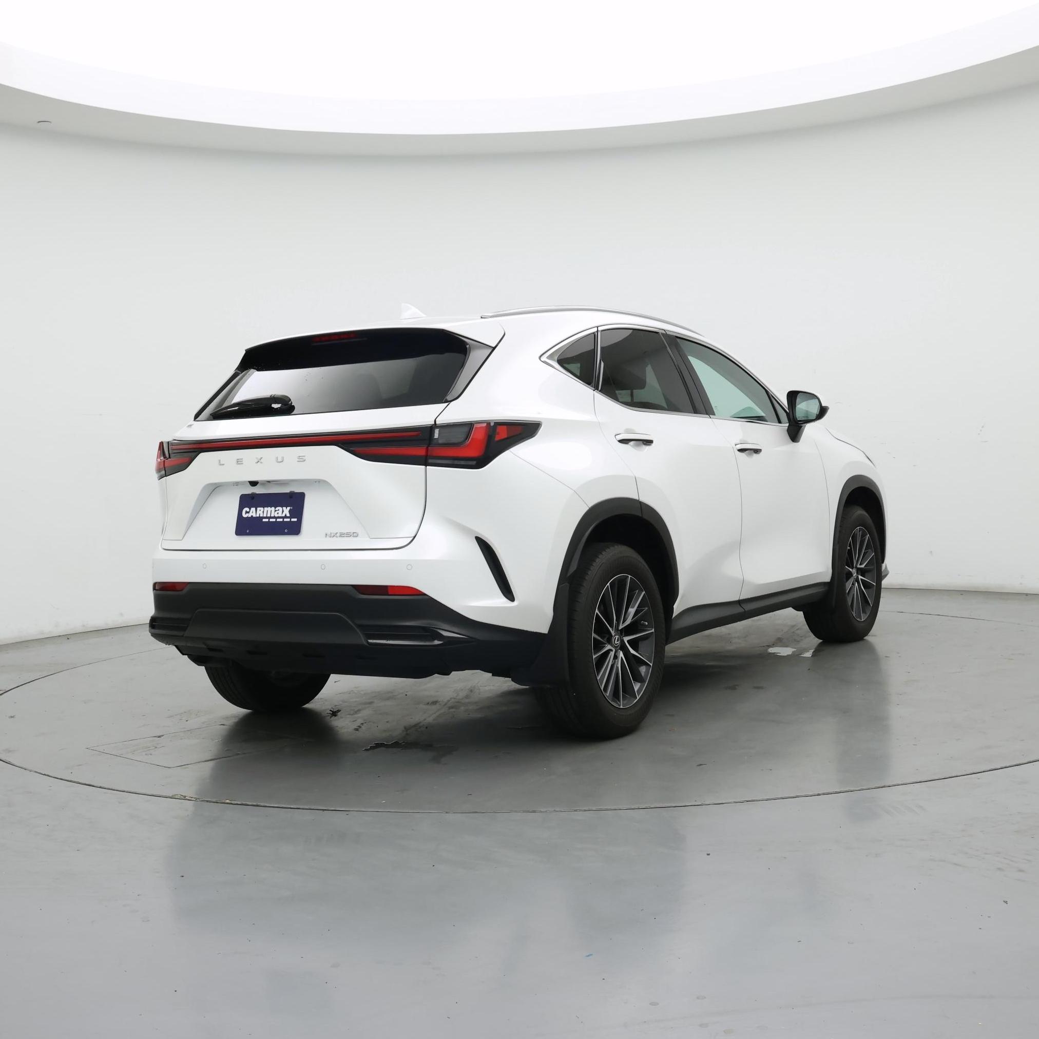 Thumbnail: 2020 Lexus RX - 8