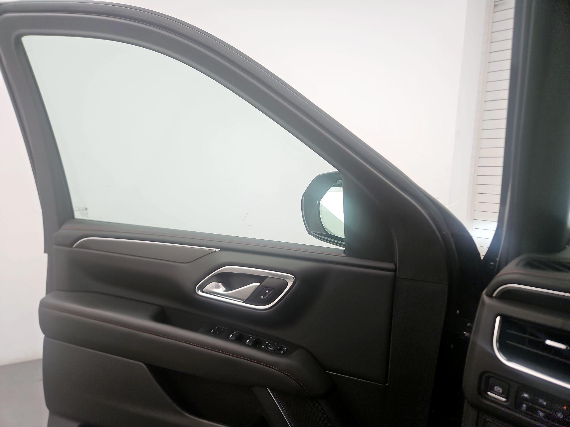 Thumbnail: 2024 Chevrolet Tahoe - 12