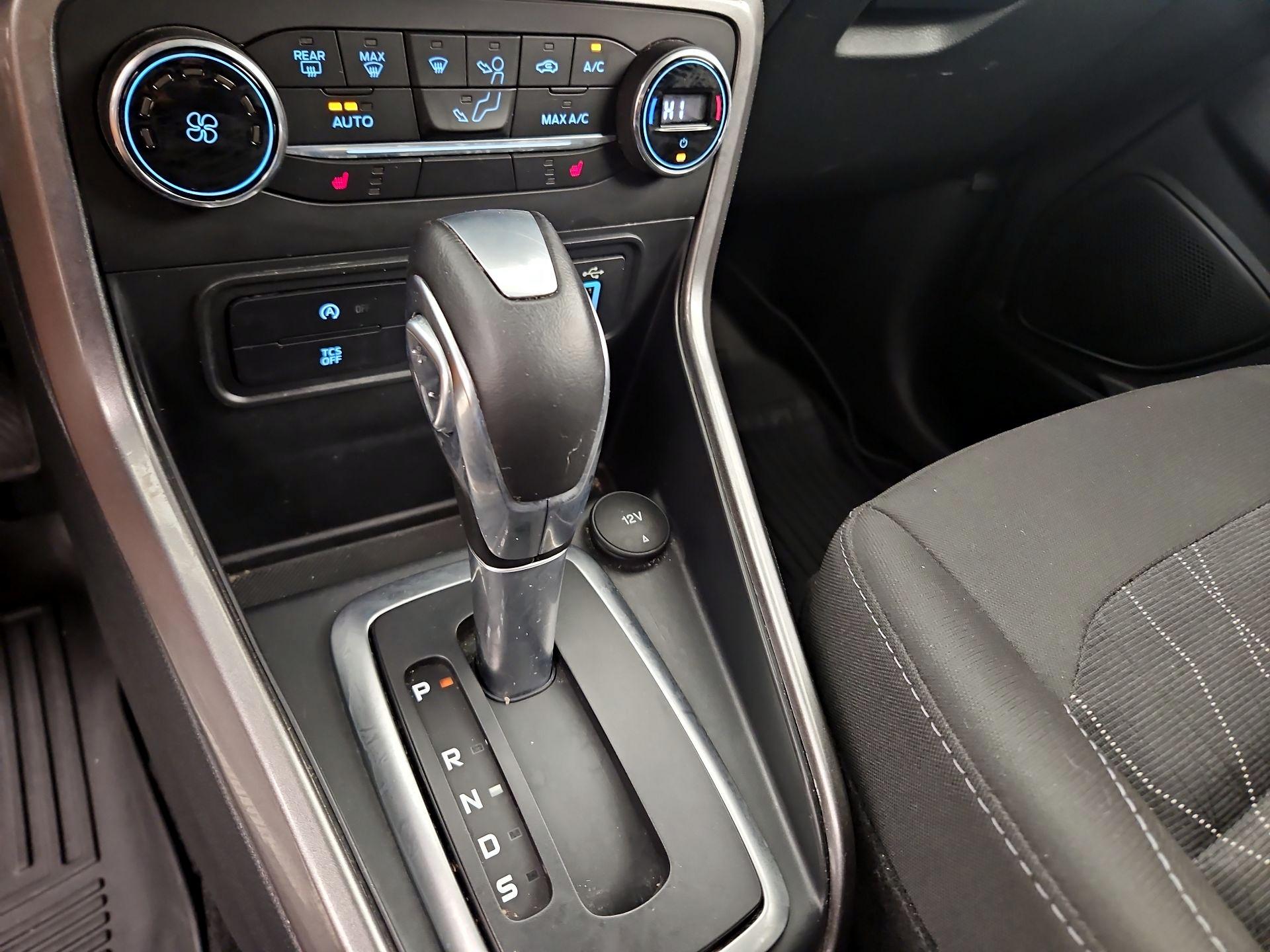 Thumbnail: 2019 Ford EcoSport - 17