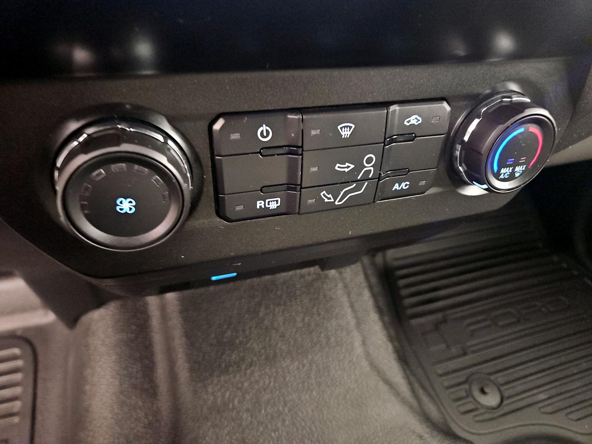 Thumbnail: 2021 Ford F-250 - 16