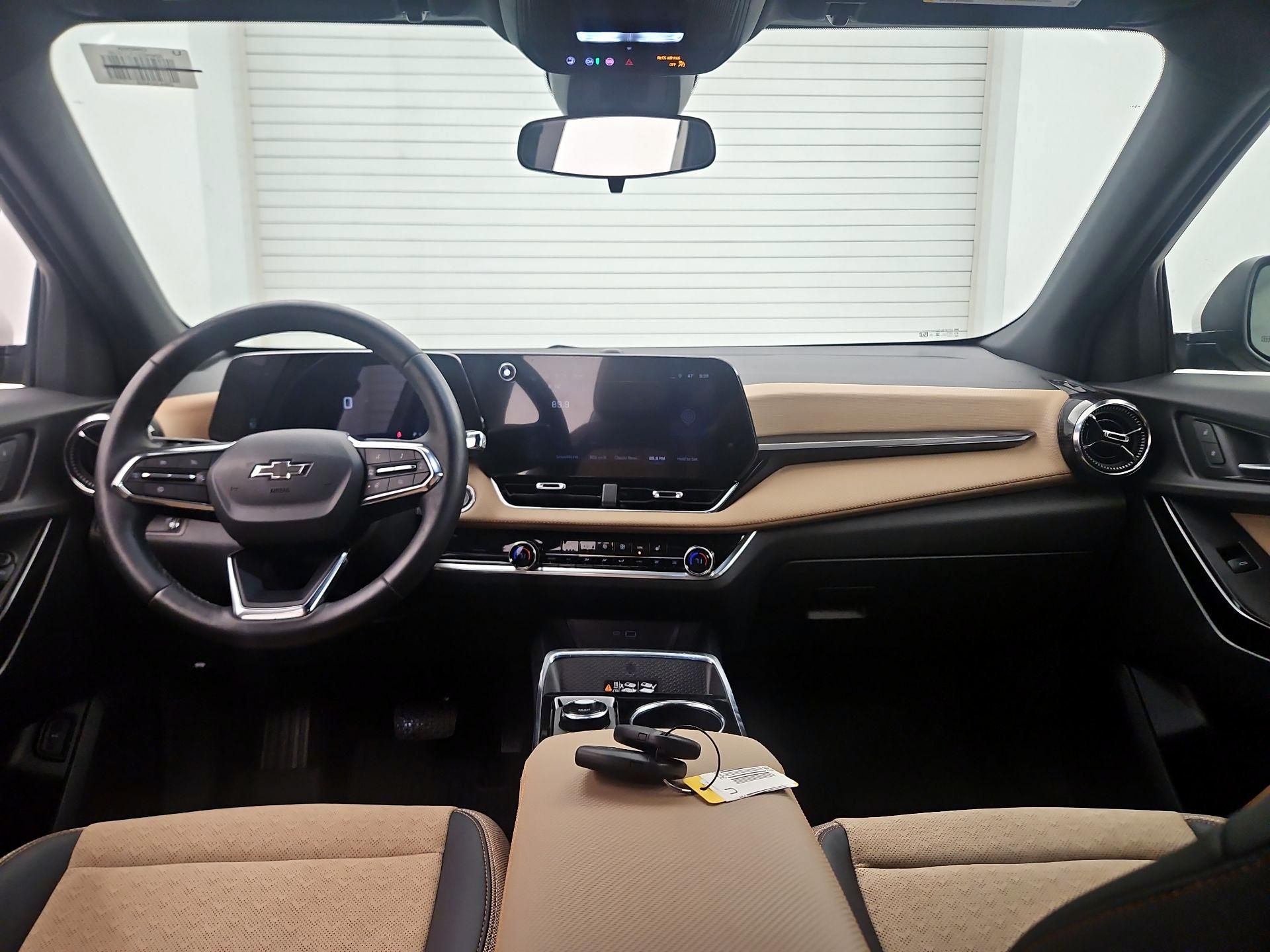 Thumbnail: 2026 Chevrolet Equinox - 9