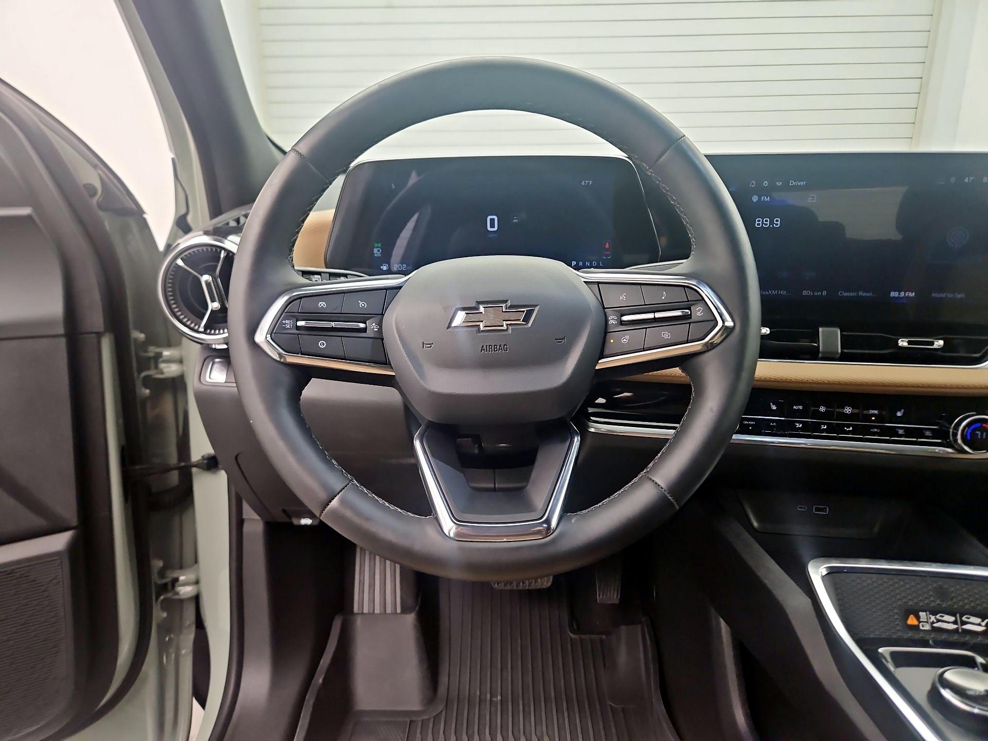 Thumbnail: 2026 Chevrolet Equinox - 10