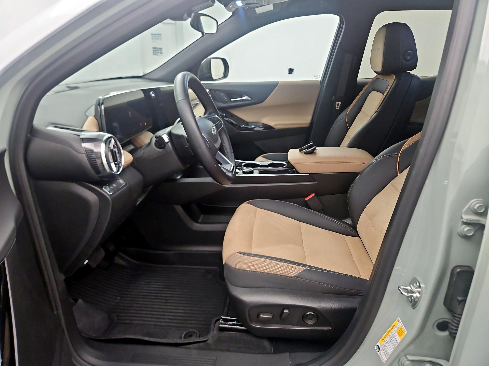 Thumbnail: 2026 Chevrolet Equinox - 11