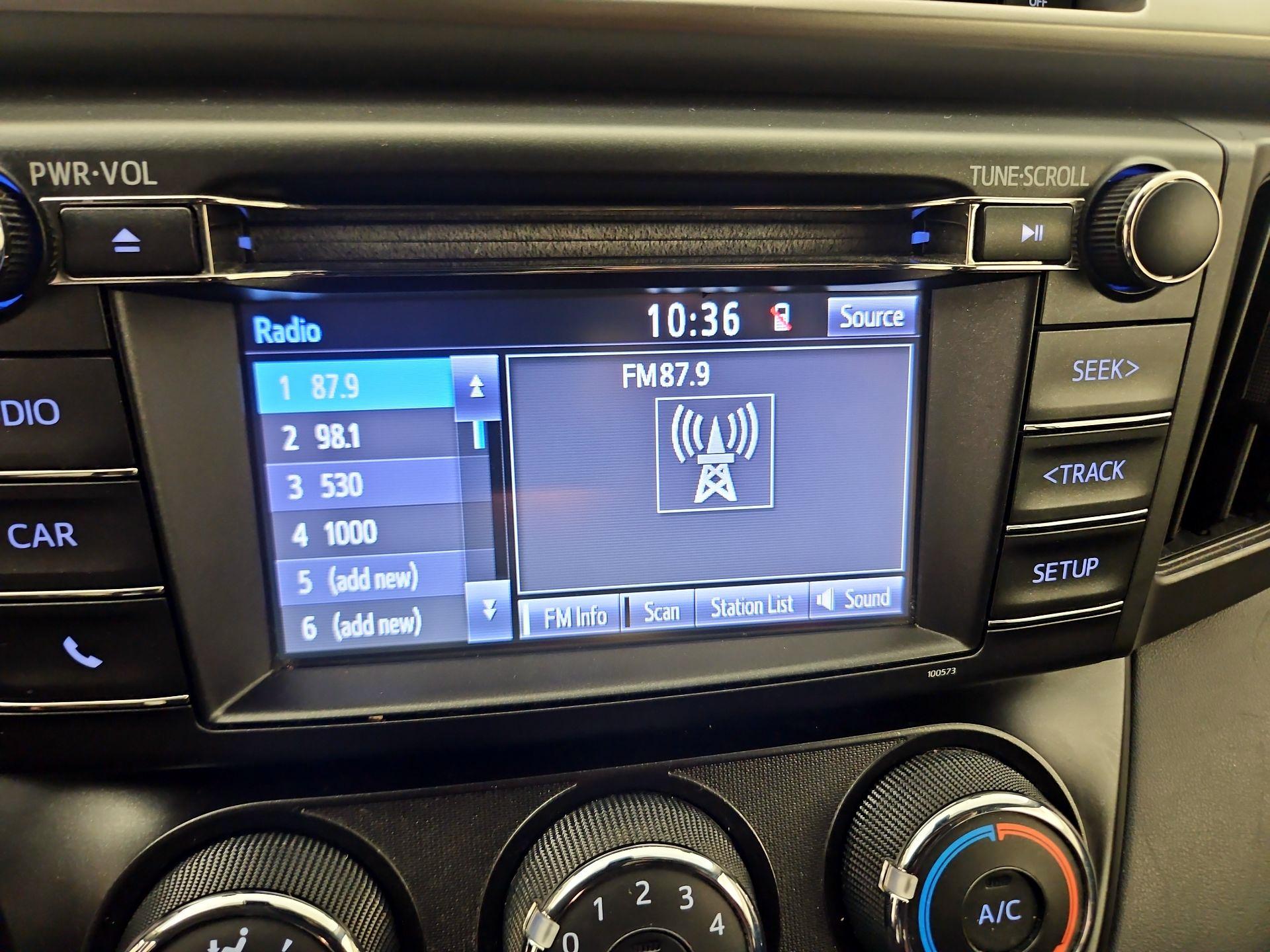 Thumbnail: 2017 Toyota RAV4 - 15