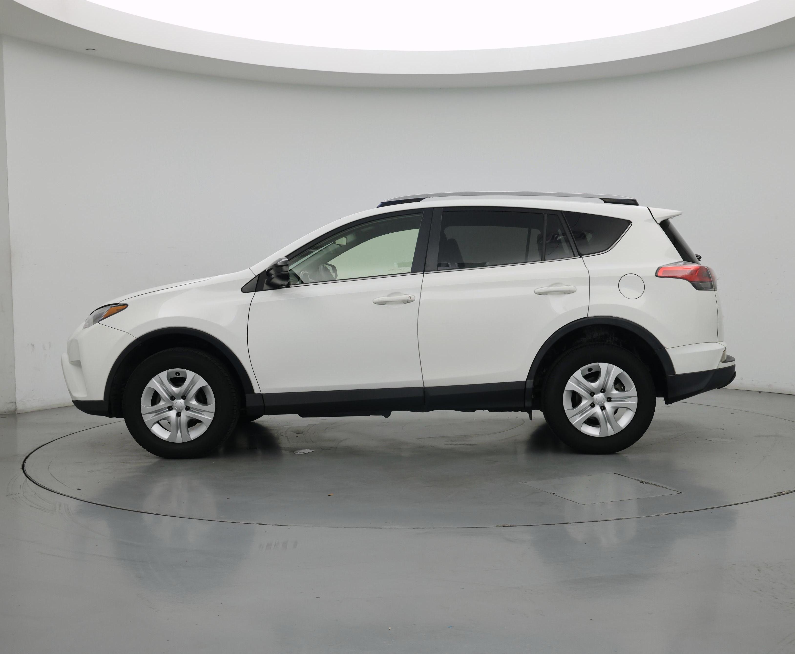 Thumbnail: 2017 Toyota RAV4 - 3