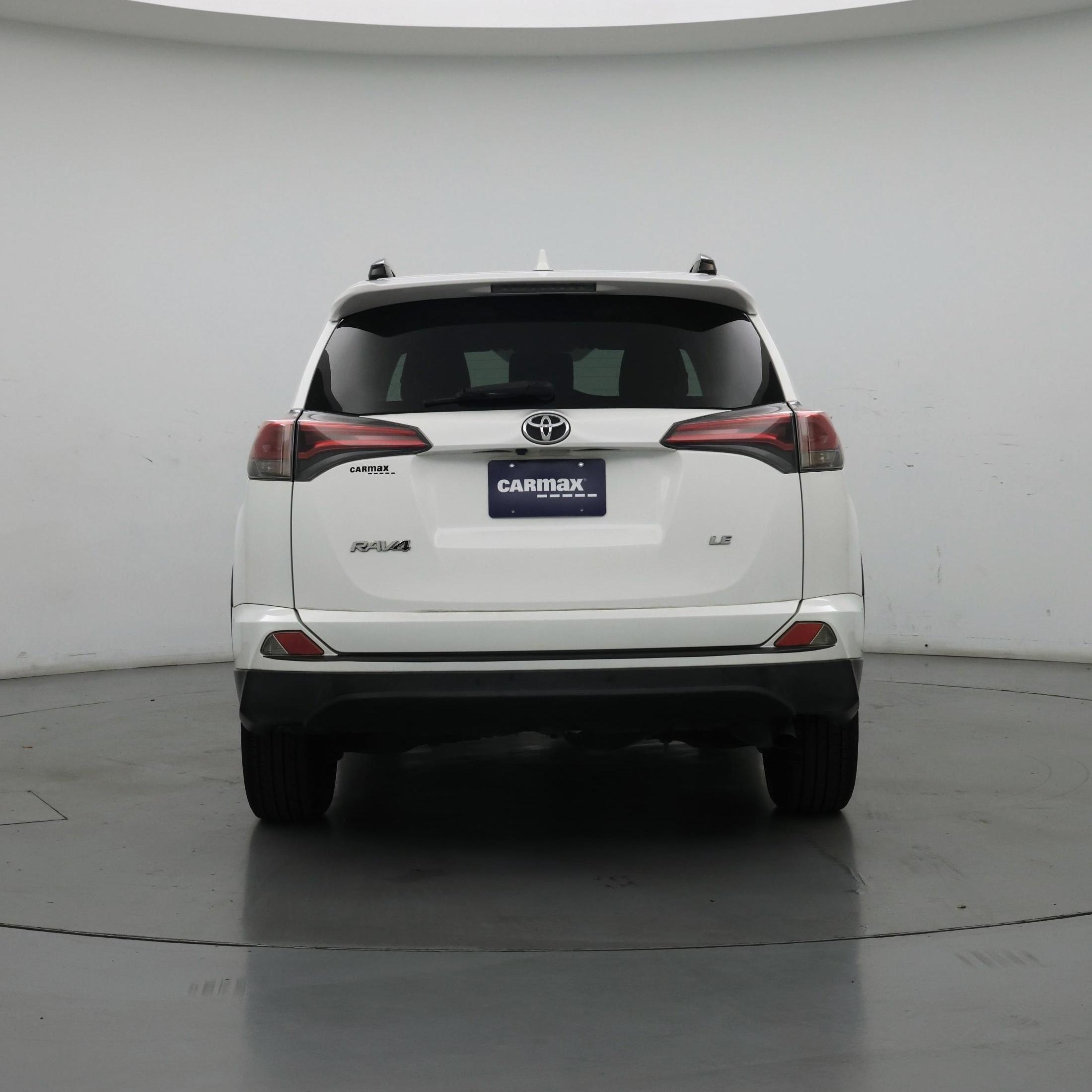 Thumbnail: 2017 Toyota RAV4 - 6