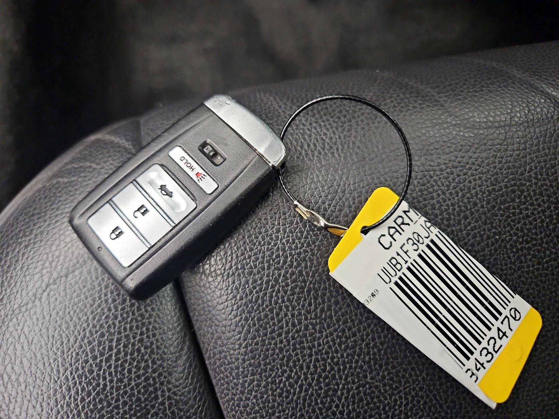 Thumbnail: 2018 Acura TLX - 19