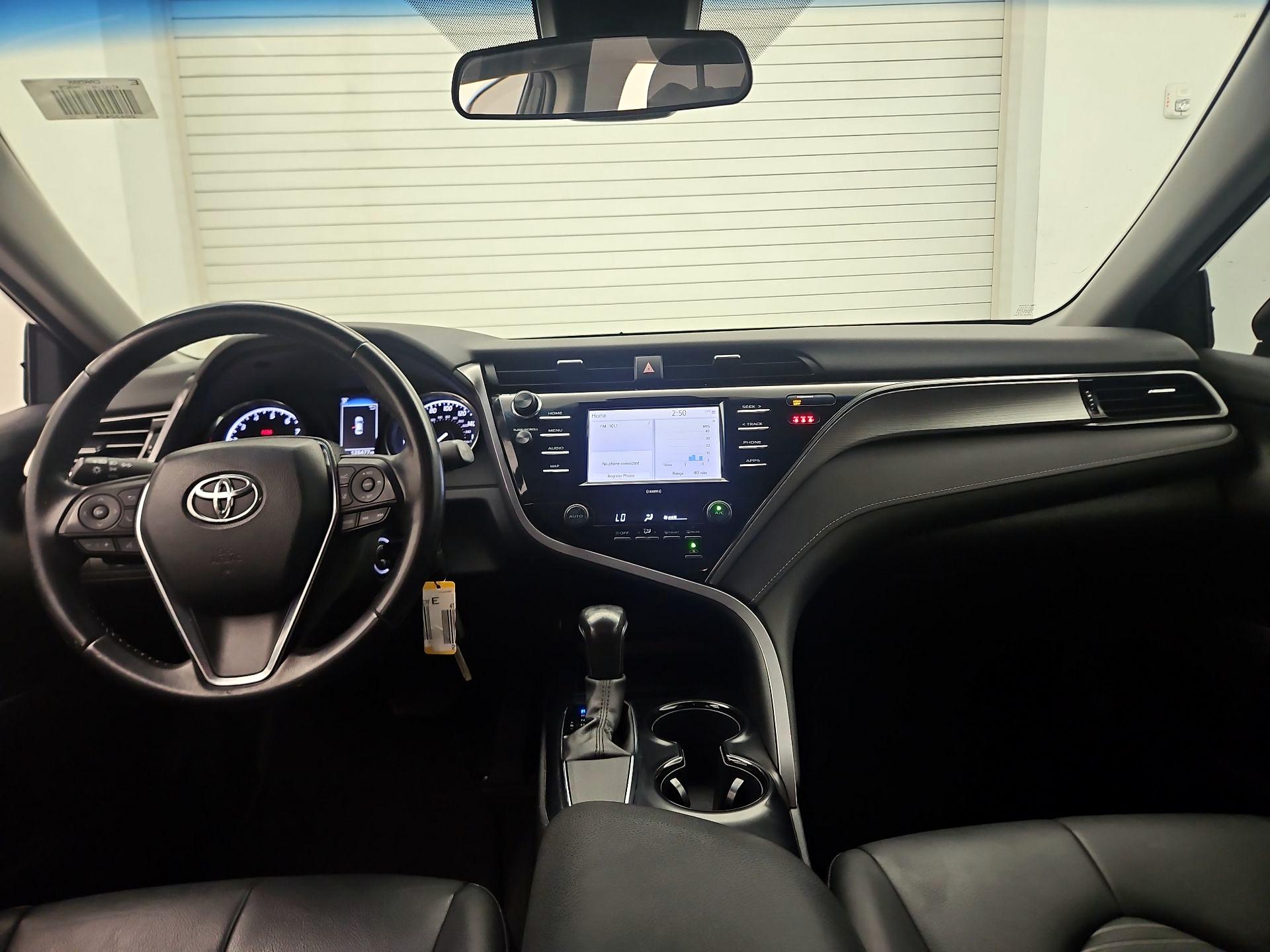 Thumbnail: 2020 Toyota Camry - 9
