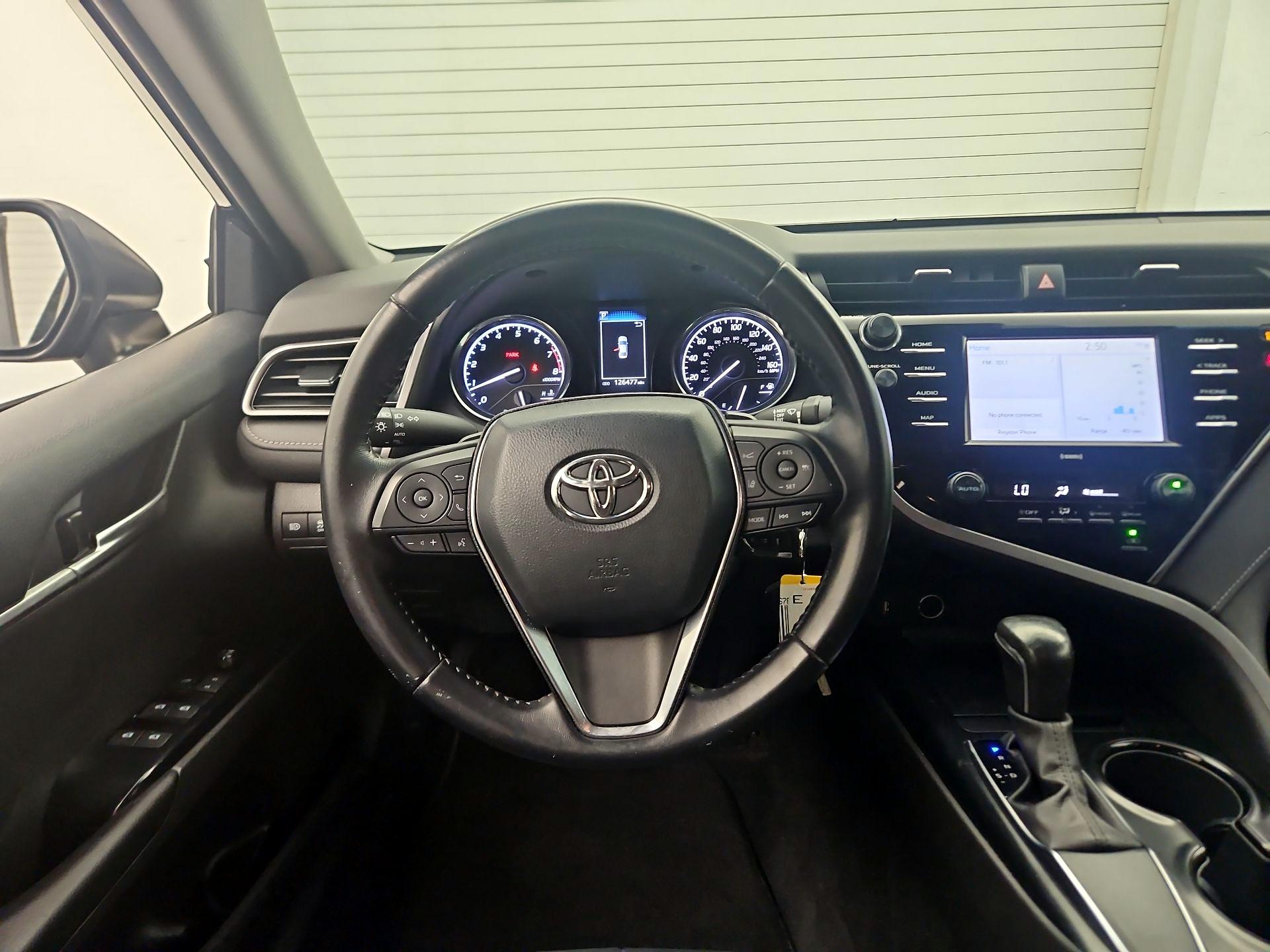 Thumbnail: 2020 Toyota Camry - 10