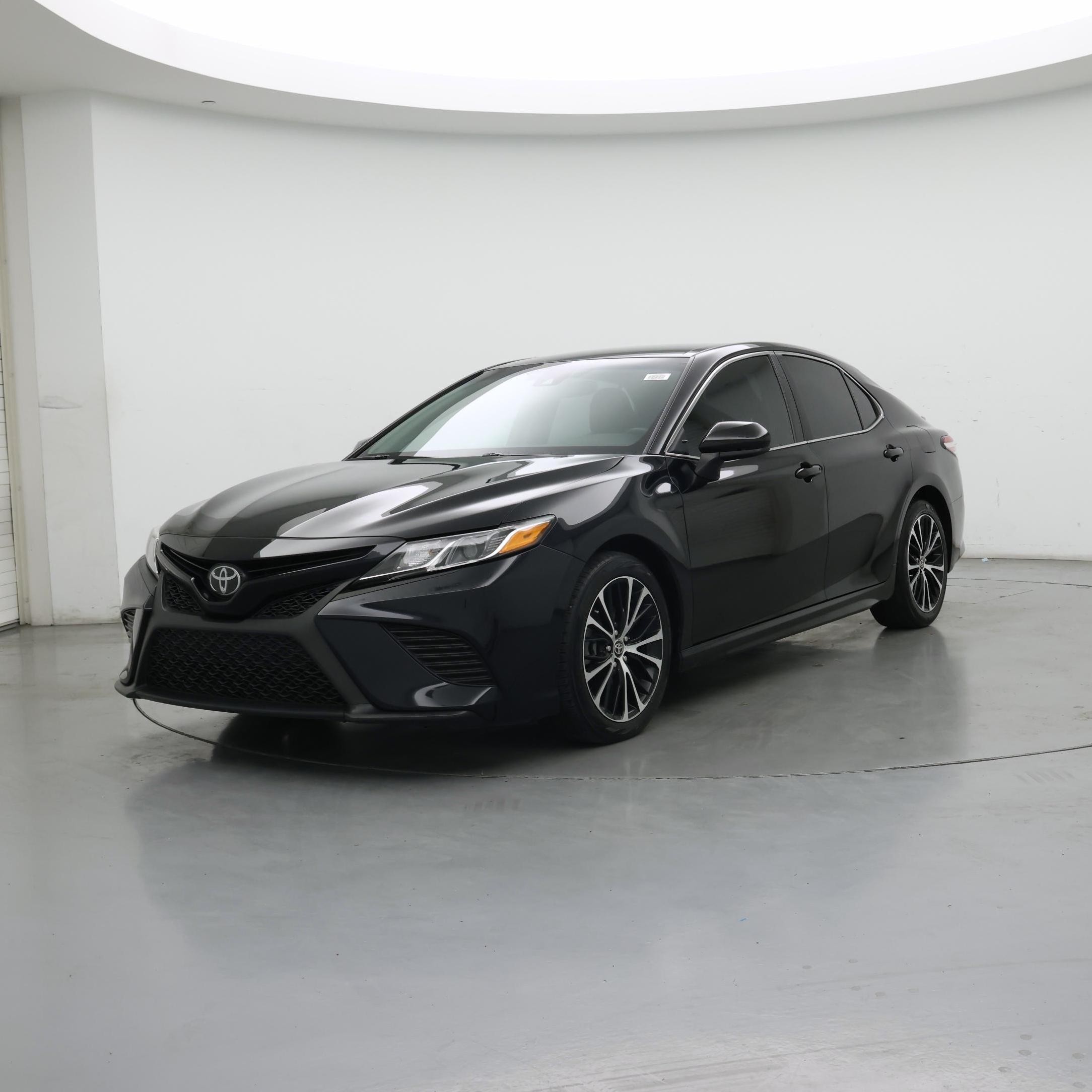 Thumbnail: 2020 Toyota Camry - 4