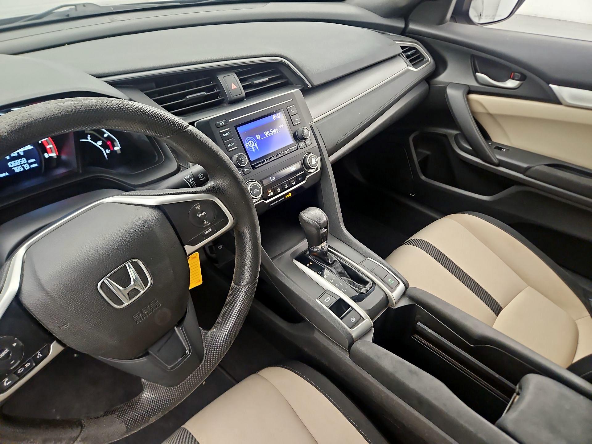 Thumbnail: 2017 Honda Civic - 9