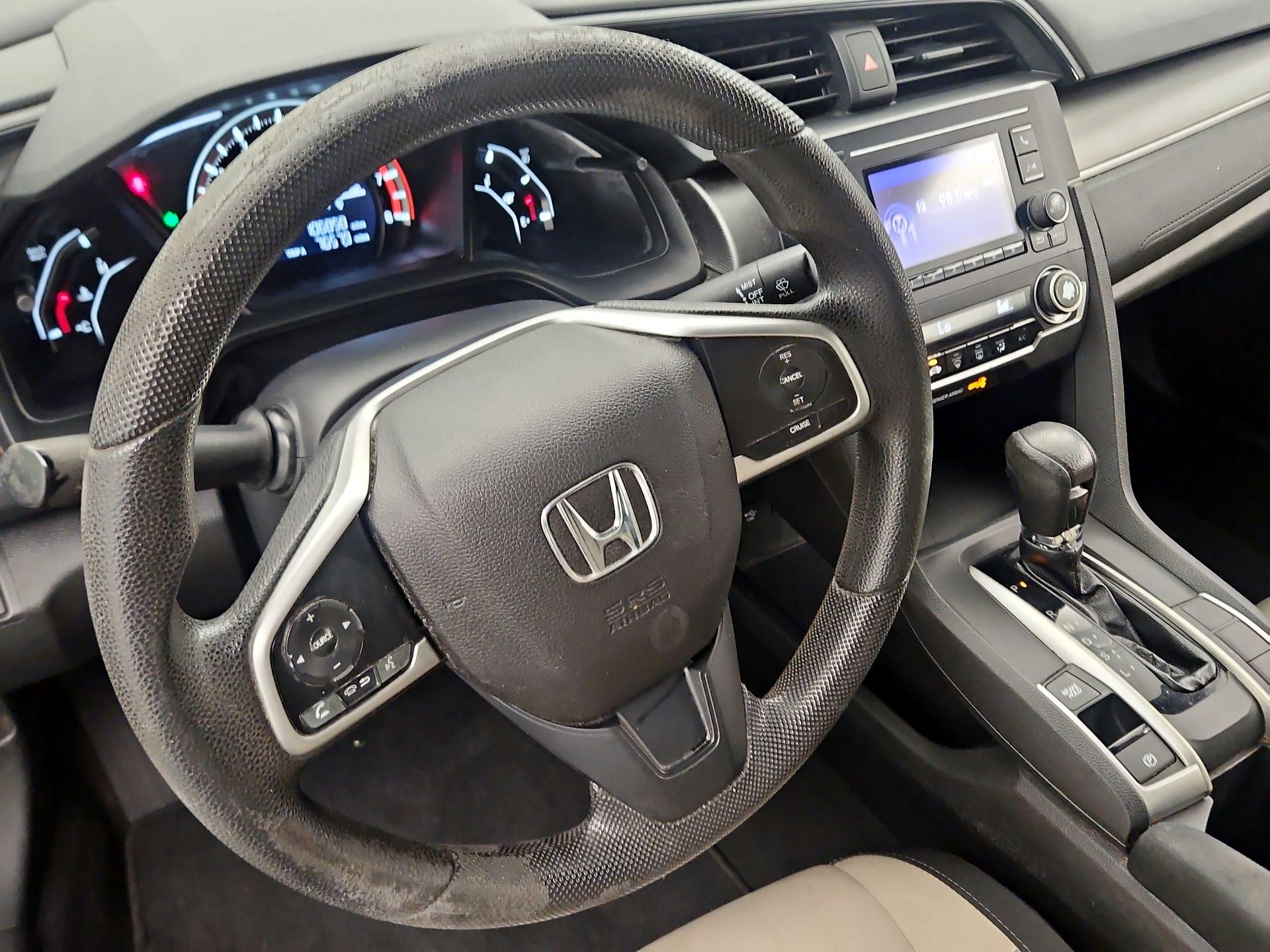 Thumbnail: 2017 Honda Civic - 10