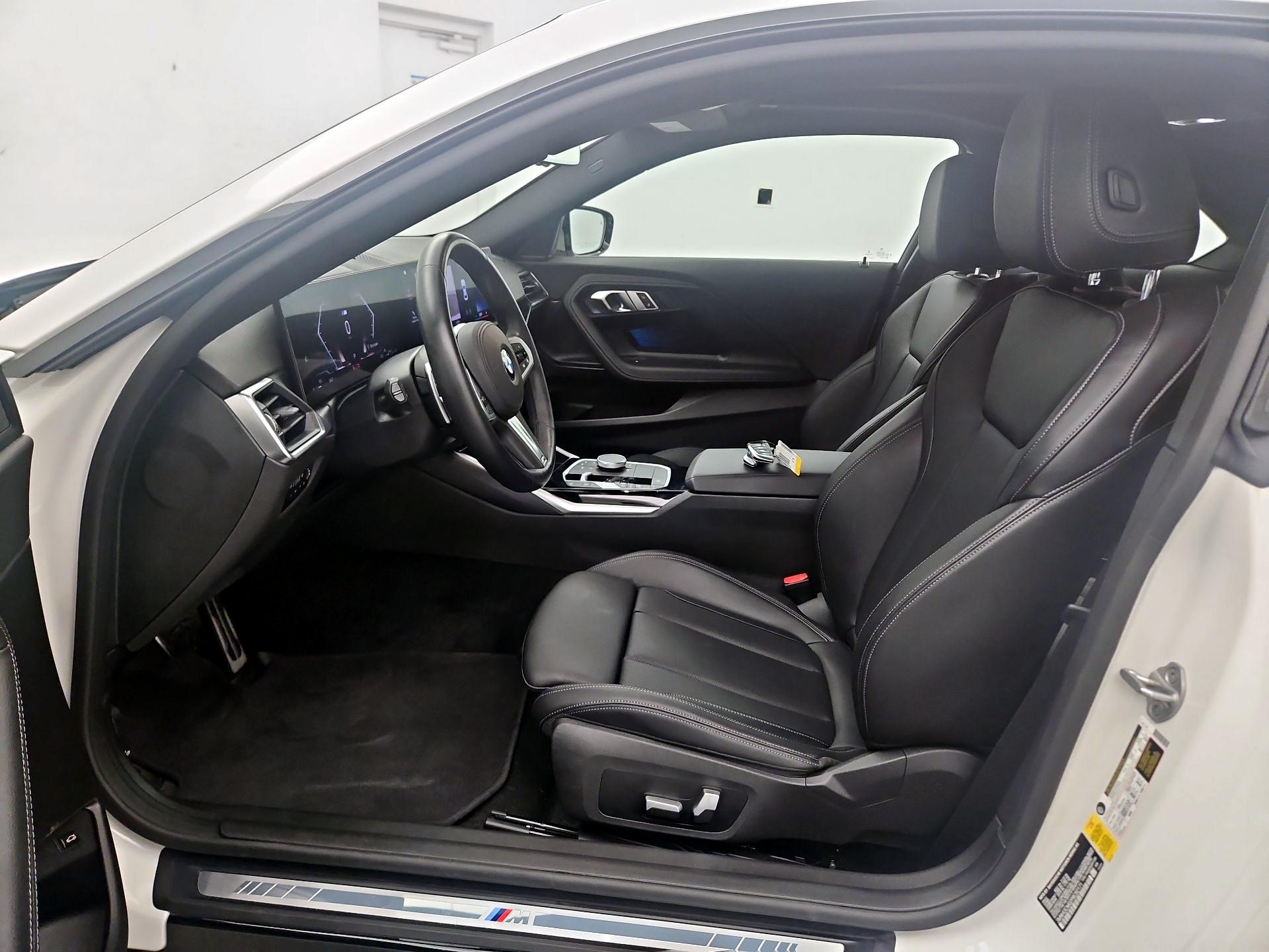 Thumbnail: 2023 BMW 2 Series - 11