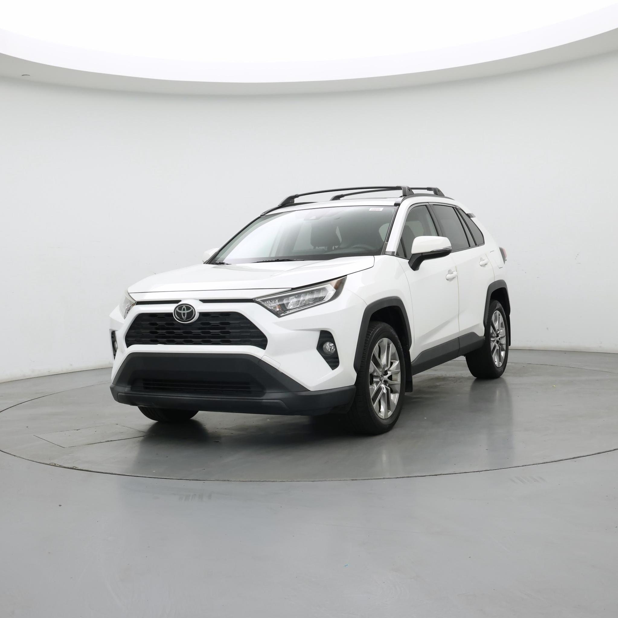 Thumbnail: 2019 Toyota RAV4 - 4