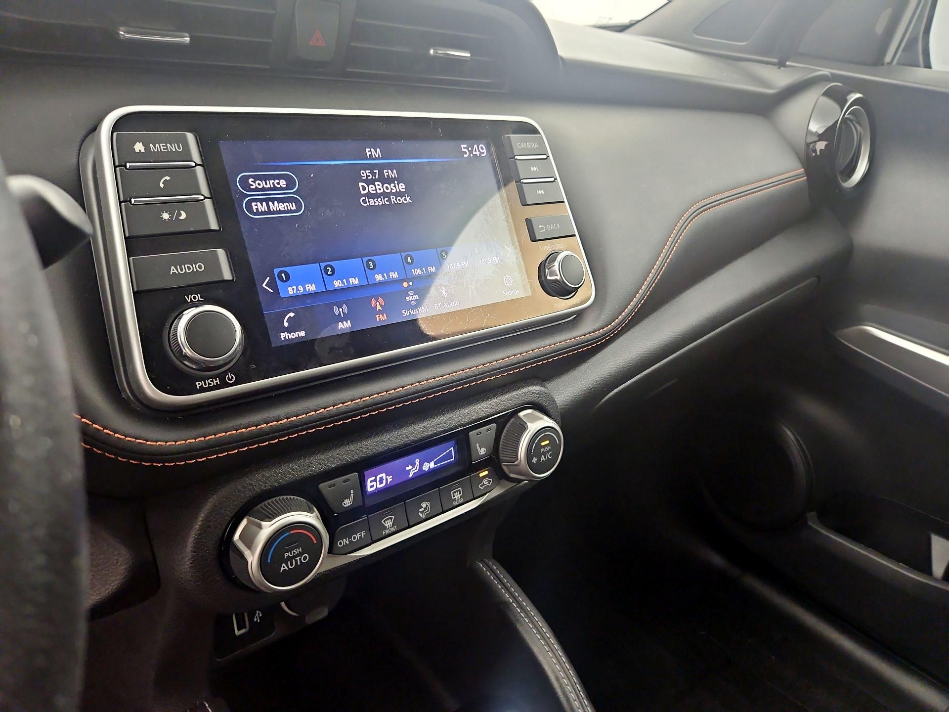 Thumbnail: 2019 Nissan Kicks - 14