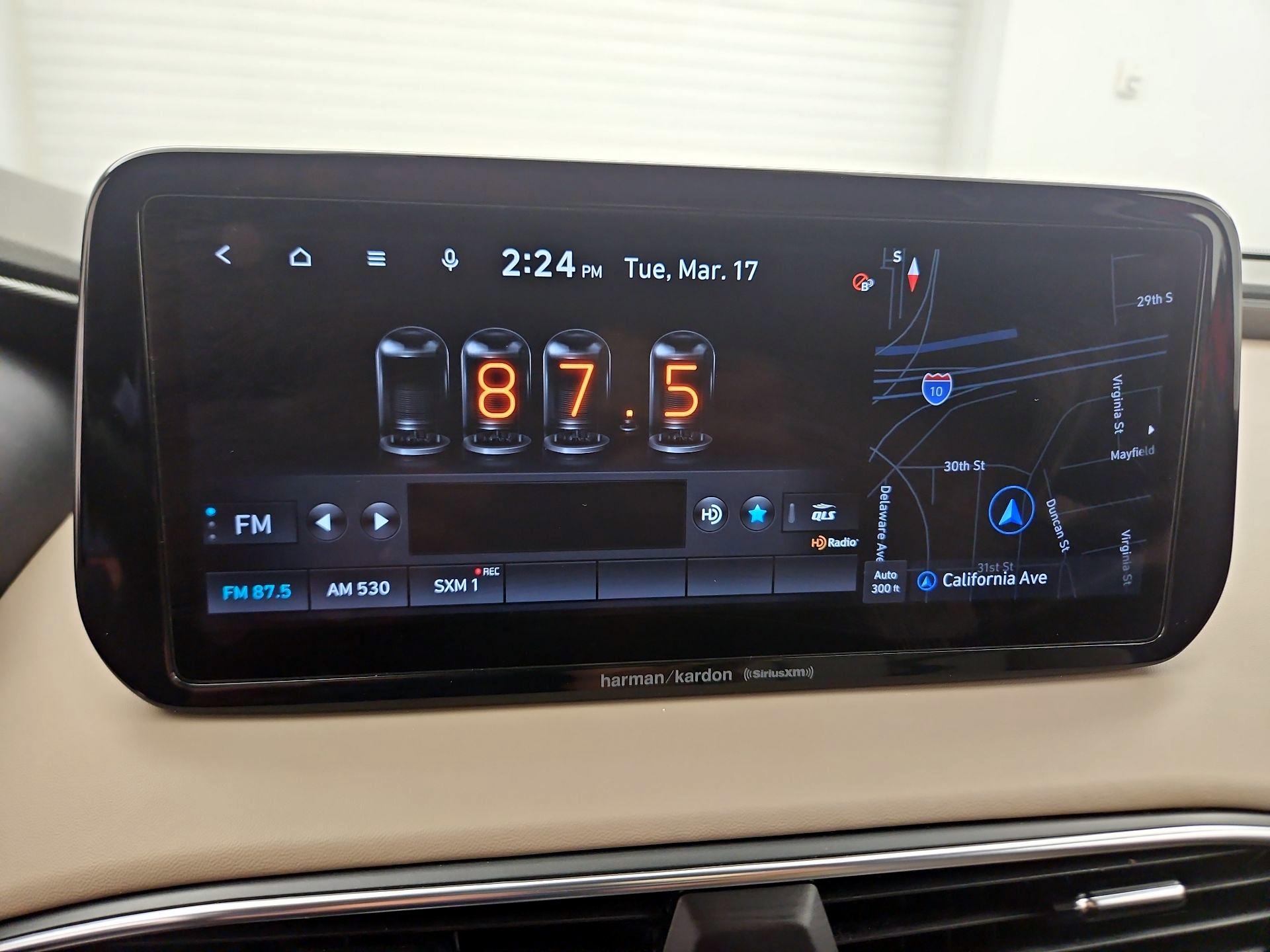 Thumbnail: 2022 Hyundai Santa Fe - 15