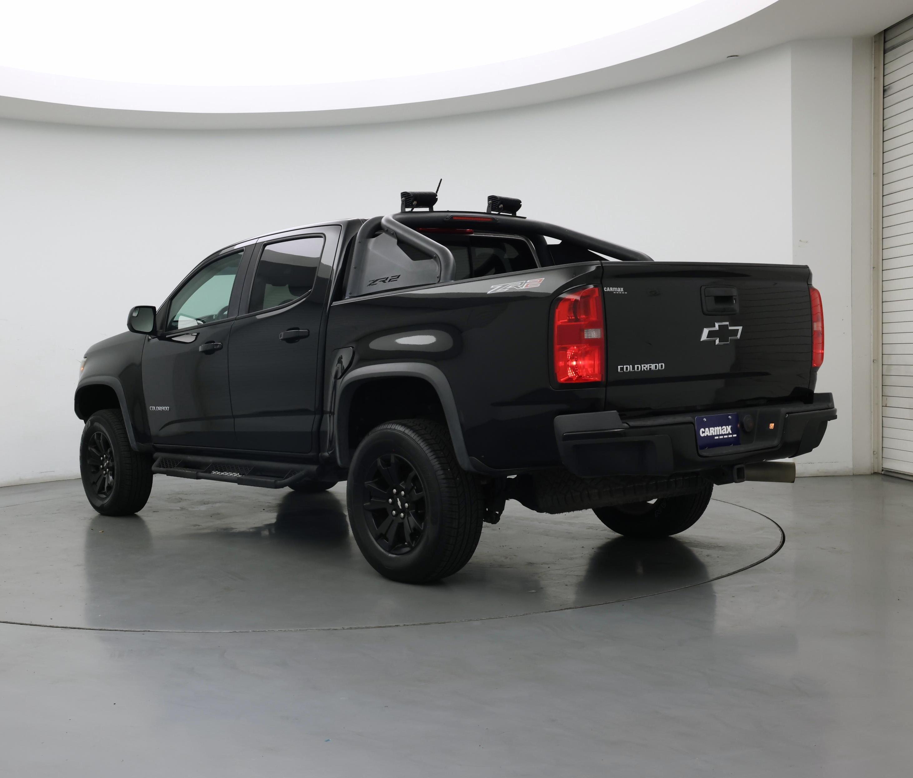 Thumbnail: 2018 Chevrolet Colorado - 2