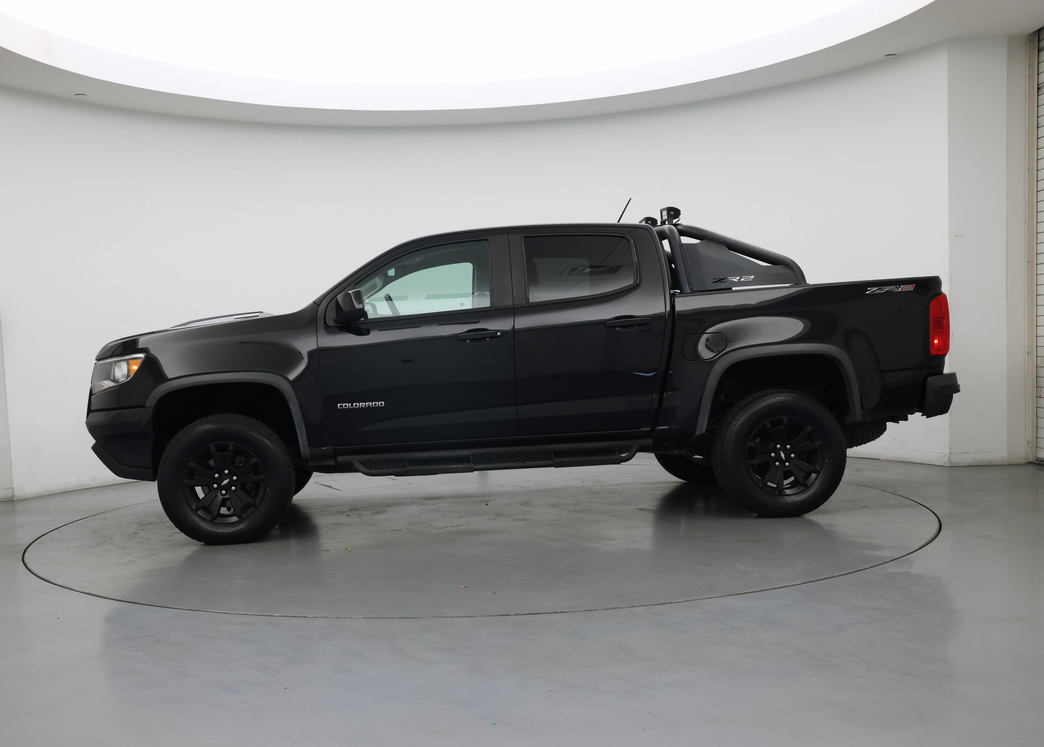 Thumbnail: 2018 Chevrolet Colorado - 3