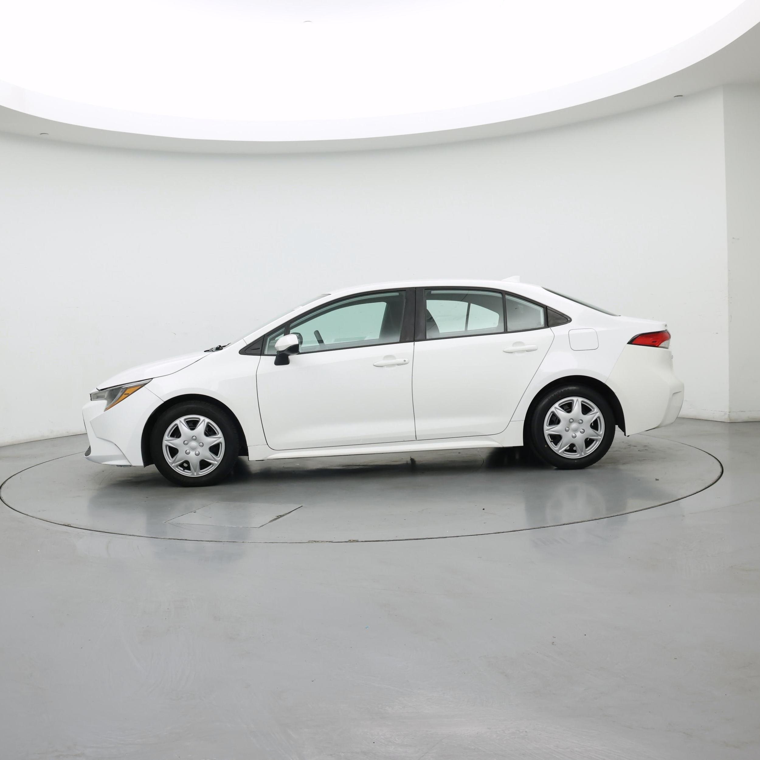 Thumbnail: 2020 Toyota Corolla - 3