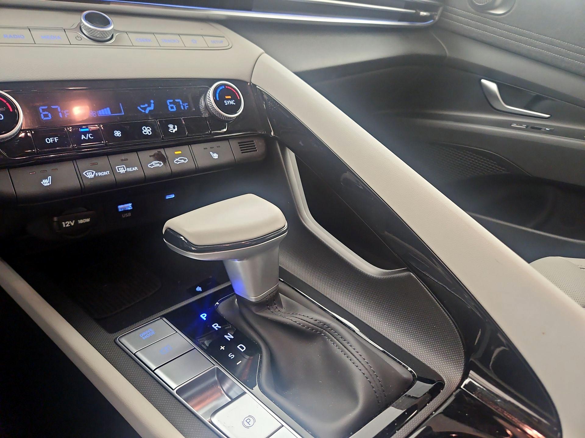 Thumbnail: 2025 Hyundai Elantra - 15