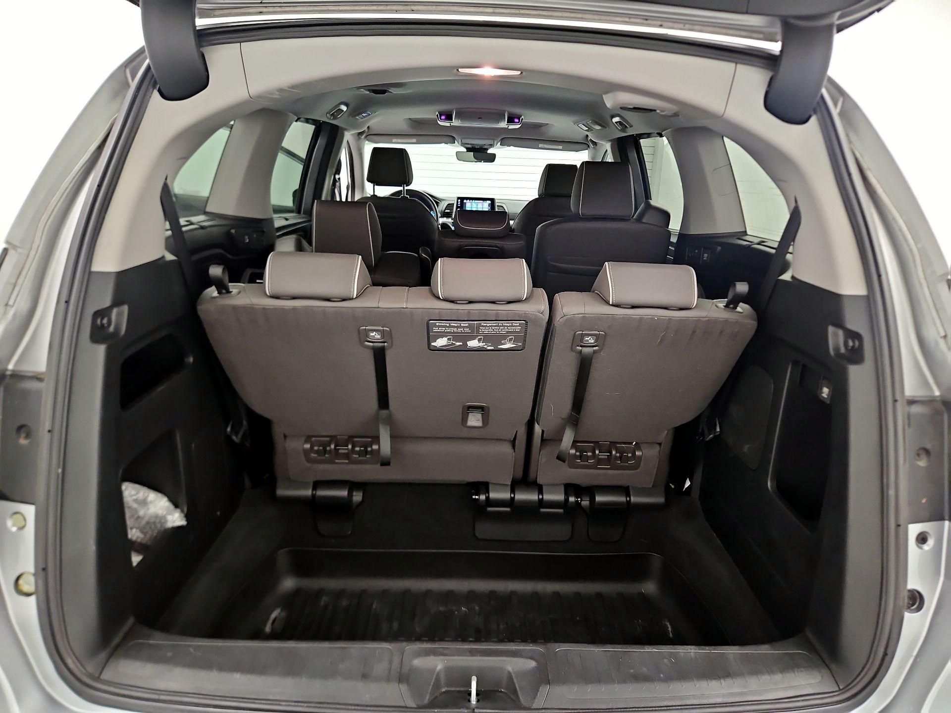 Thumbnail: 2022 Honda Odyssey - 17