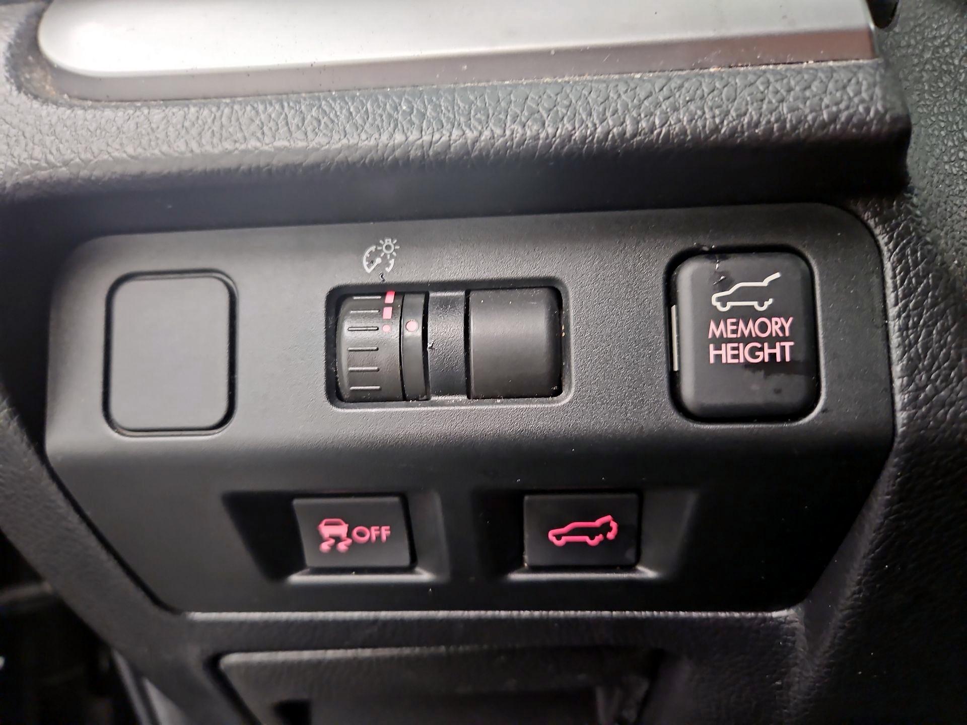 Thumbnail: 2015 Subaru Forester - 13