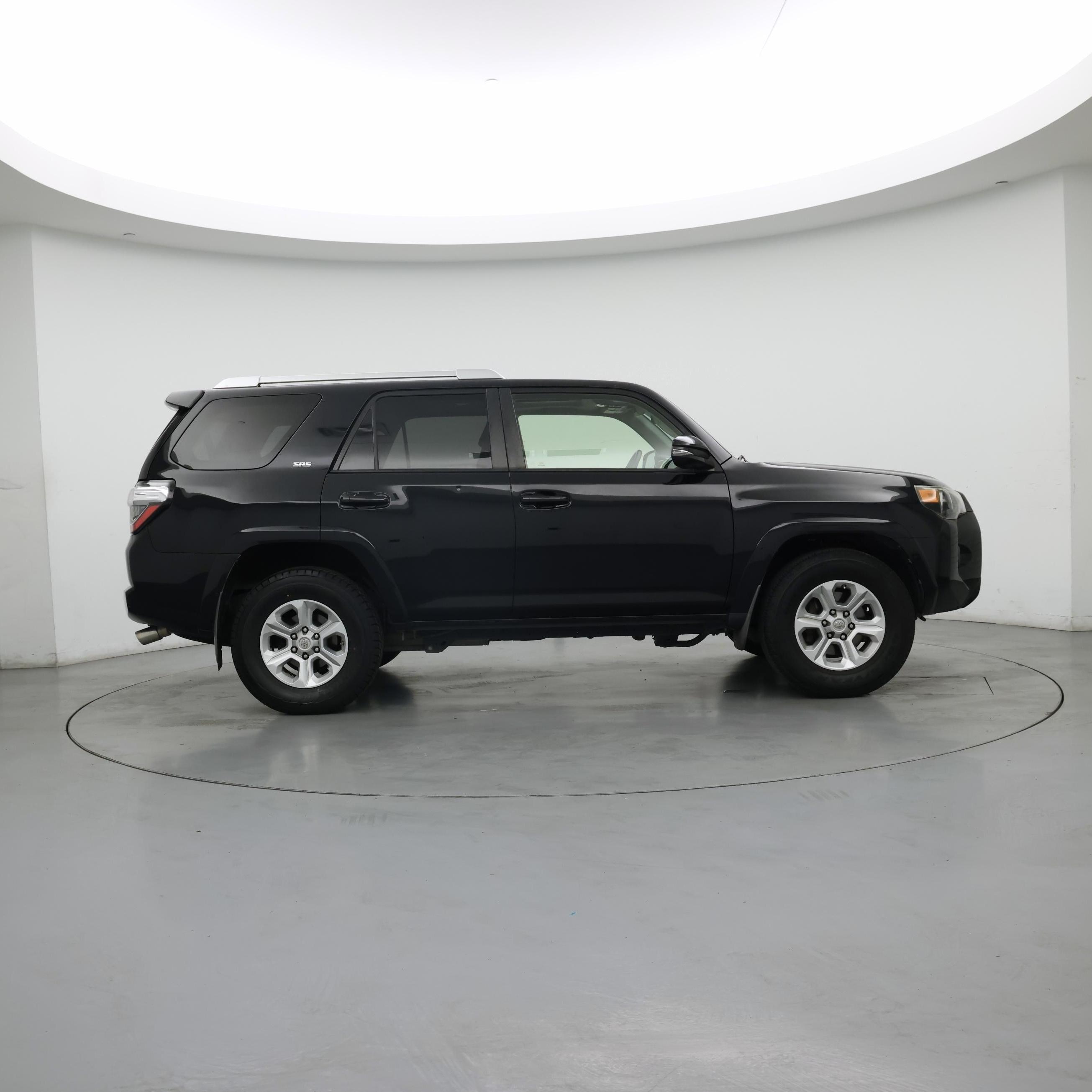 Thumbnail: 2017 Toyota 4Runner - 7