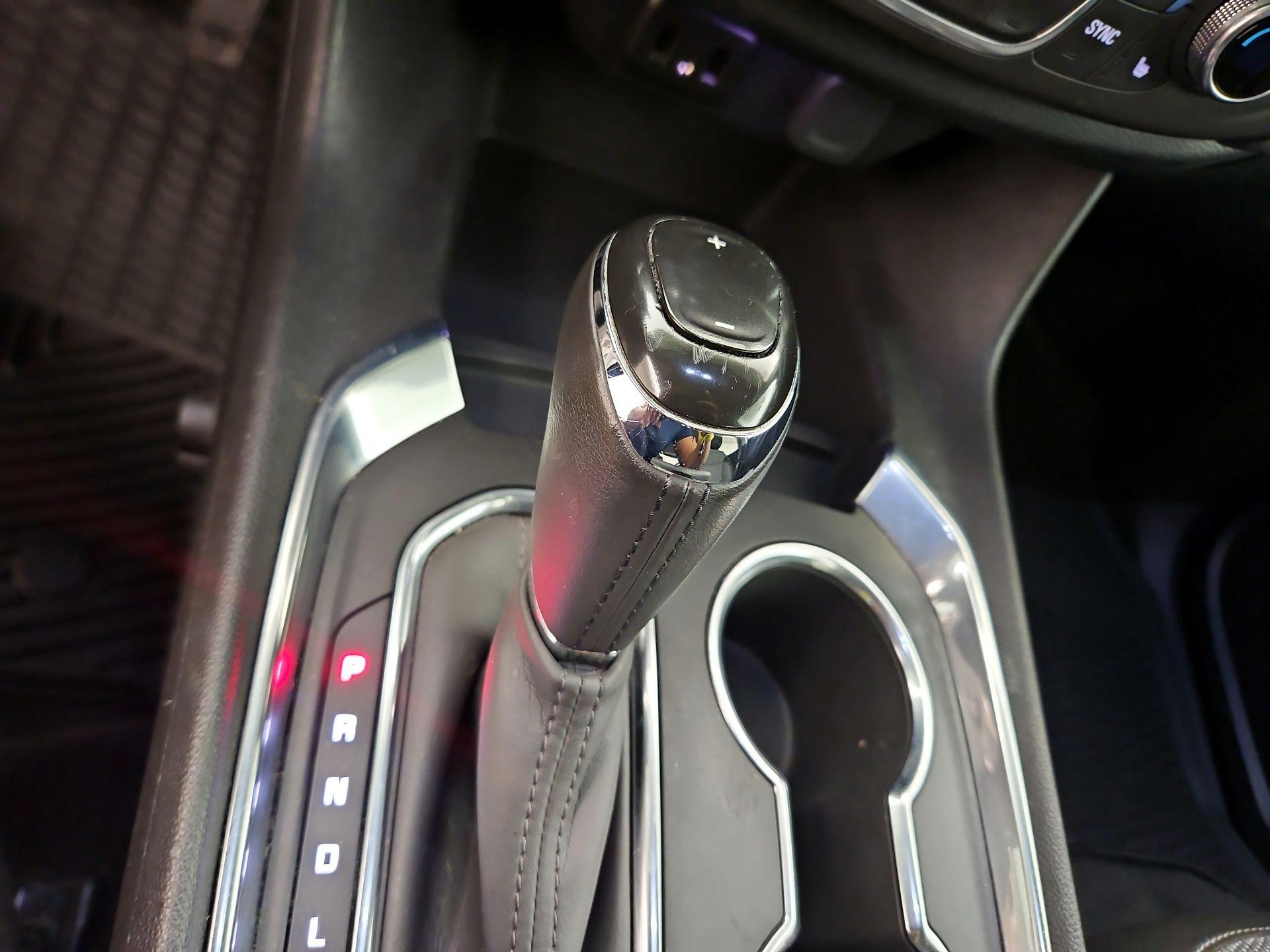 Thumbnail: 2019 Chevrolet Traverse - 16