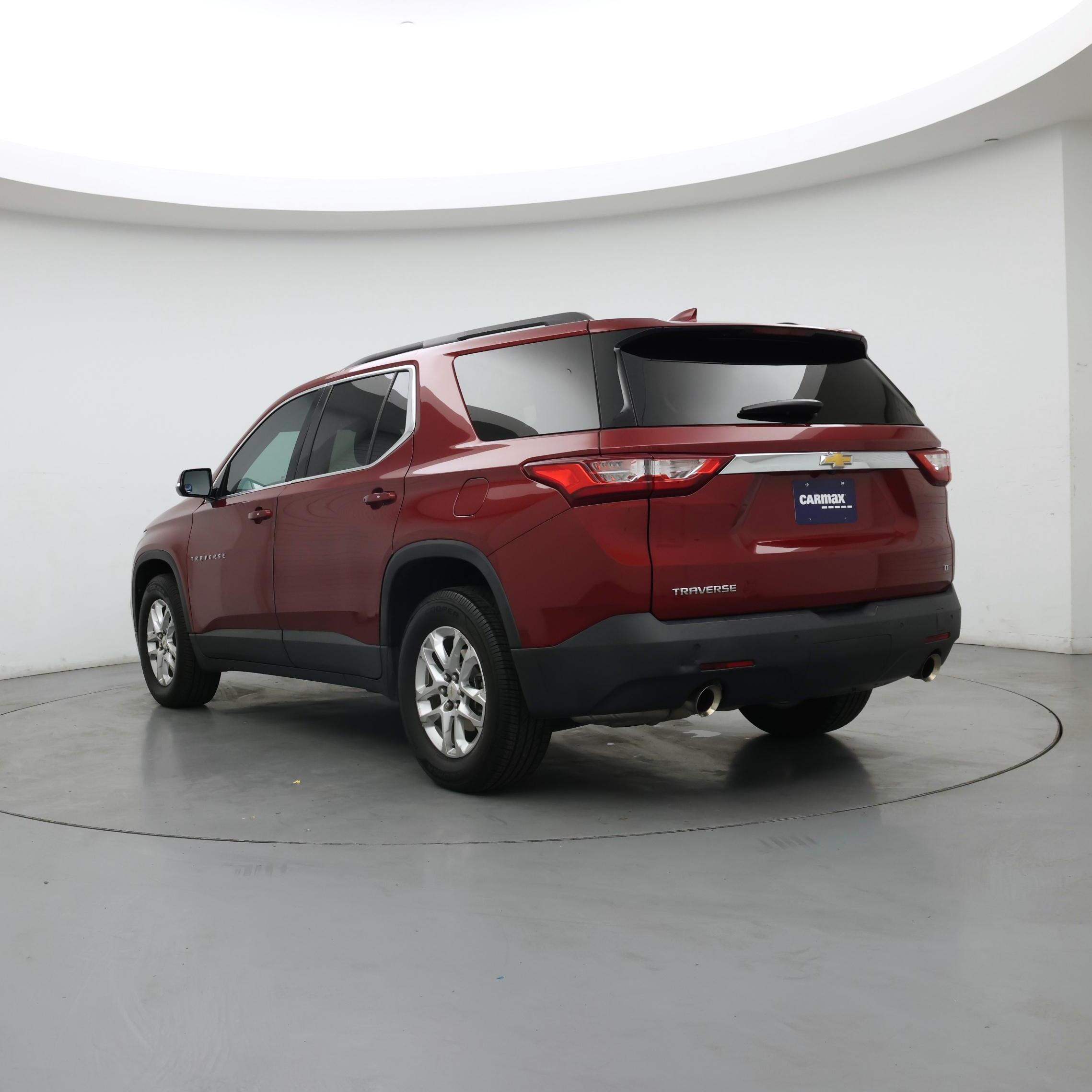 Thumbnail: 2019 Chevrolet Traverse - 2