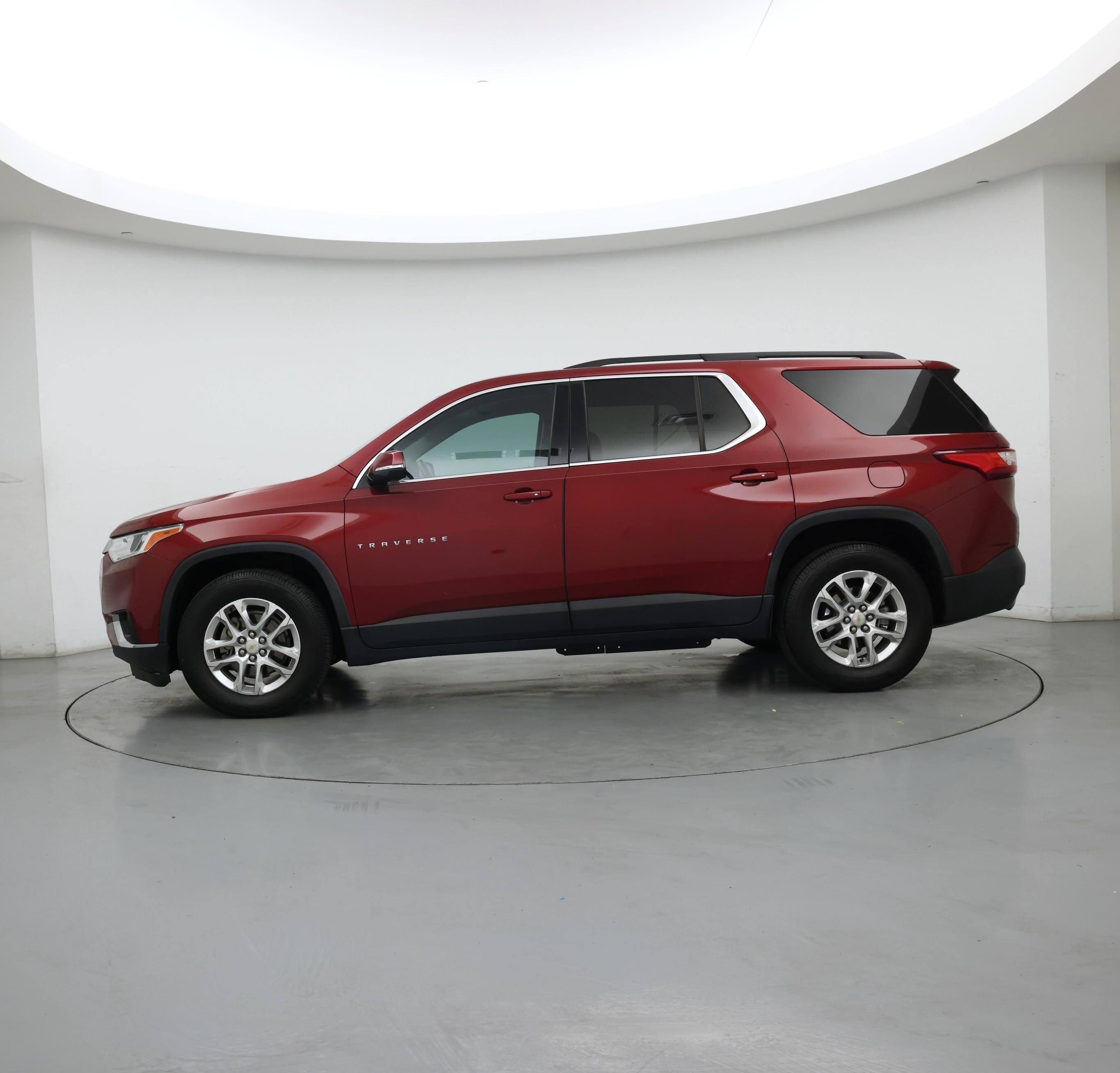 Thumbnail: 2019 Chevrolet Traverse - 3