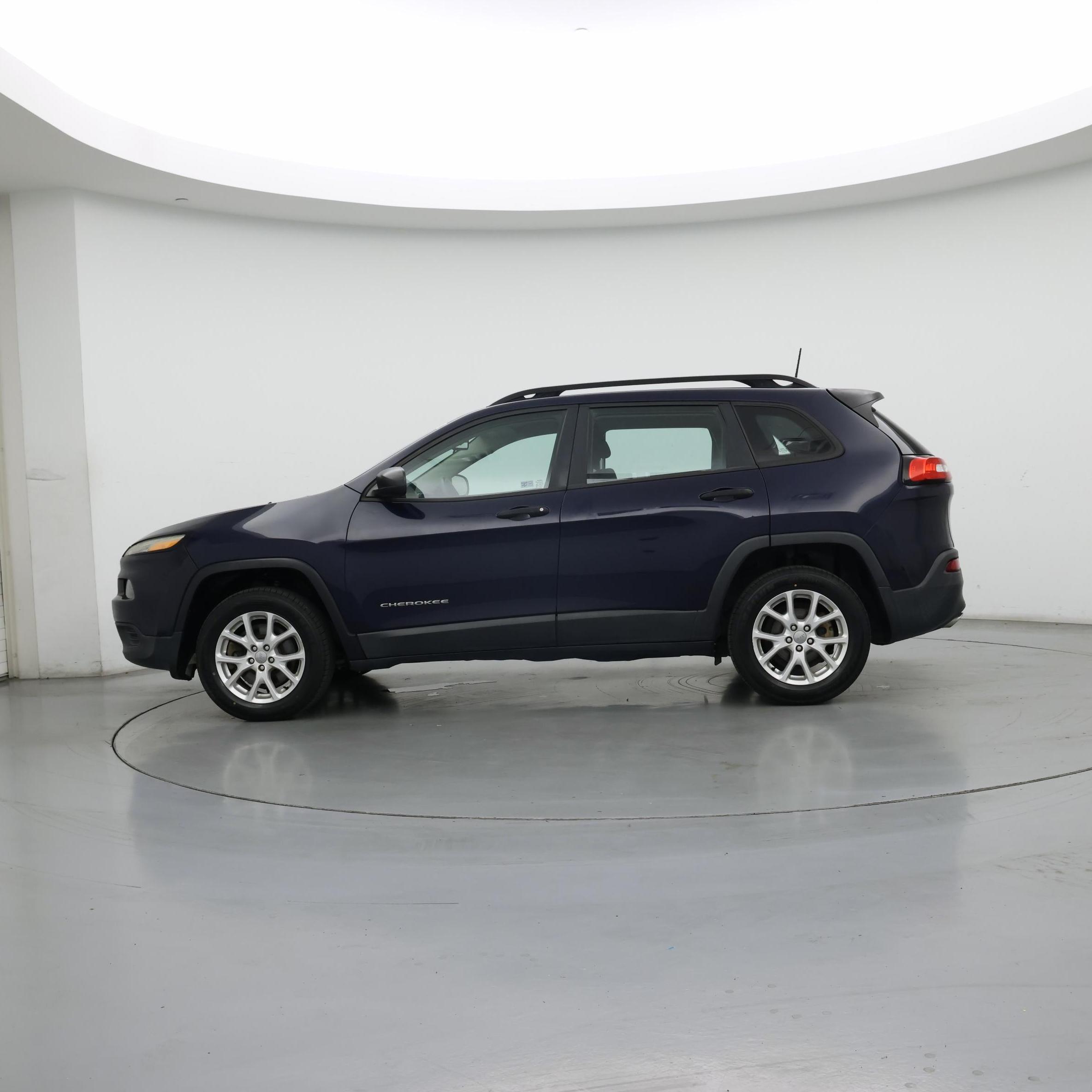 Thumbnail: 2016 Jeep Cherokee - 3