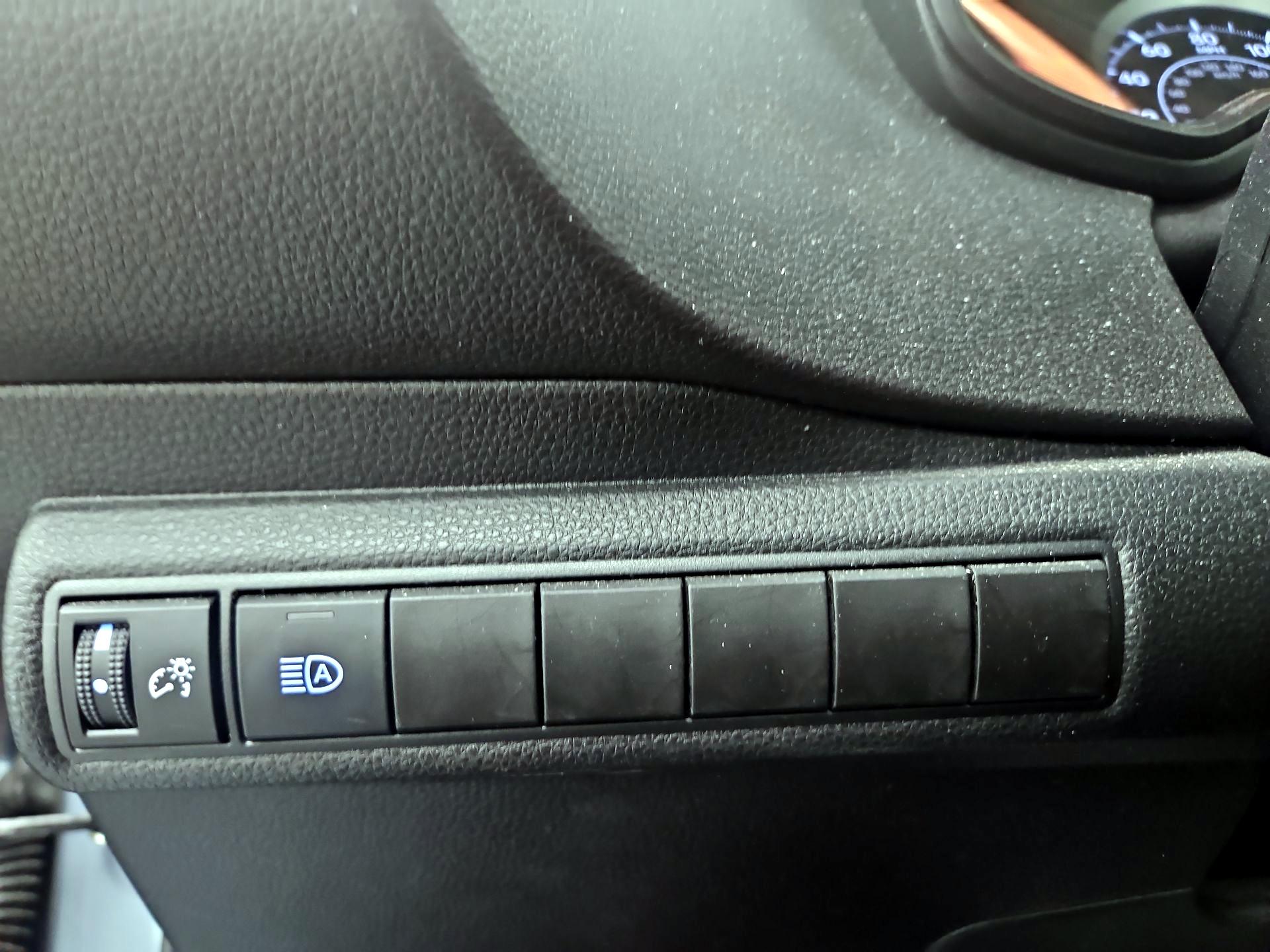 Thumbnail: 2022 Toyota Corolla - 13