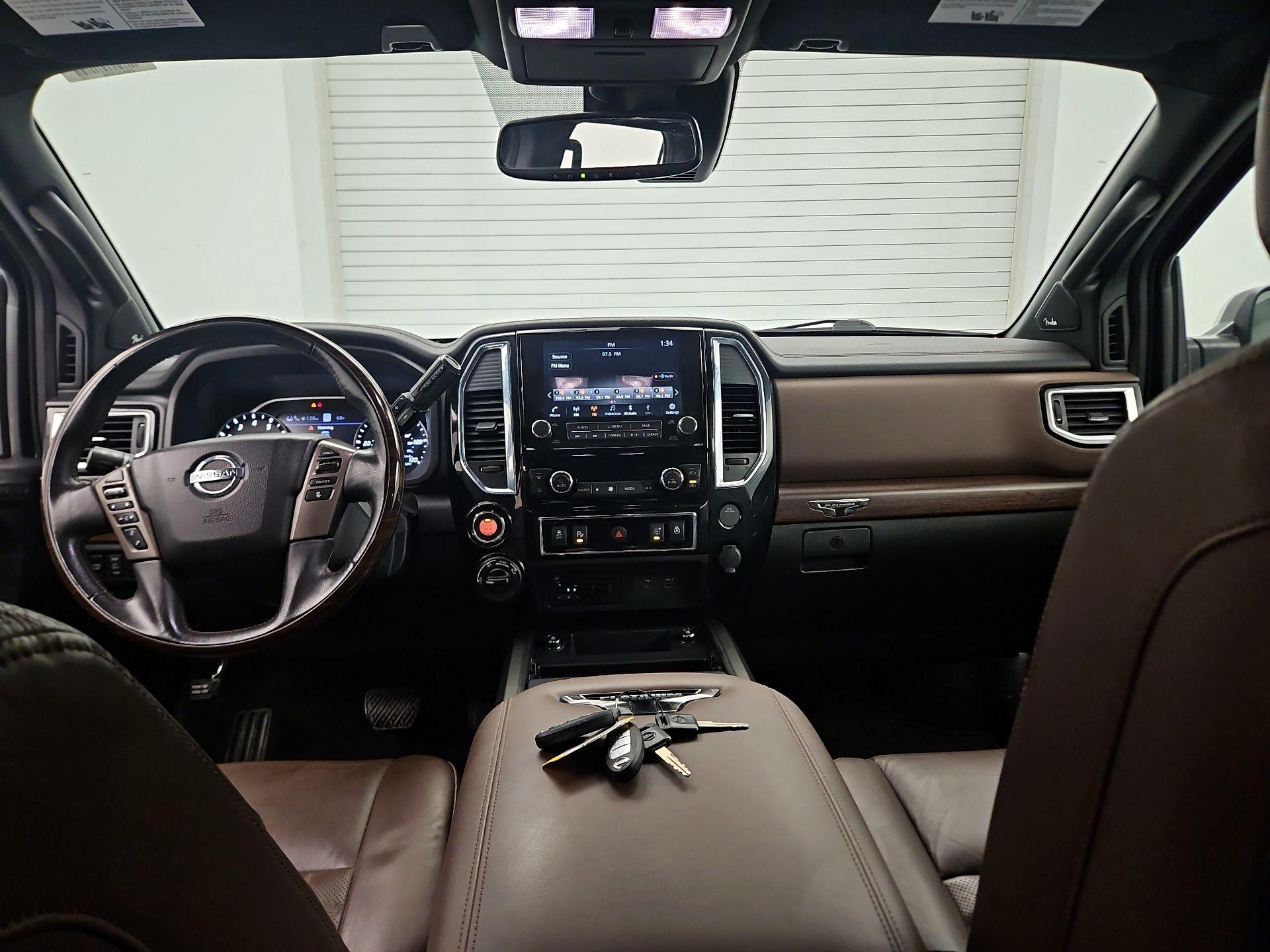 Thumbnail: 2020 Nissan Titan - 9