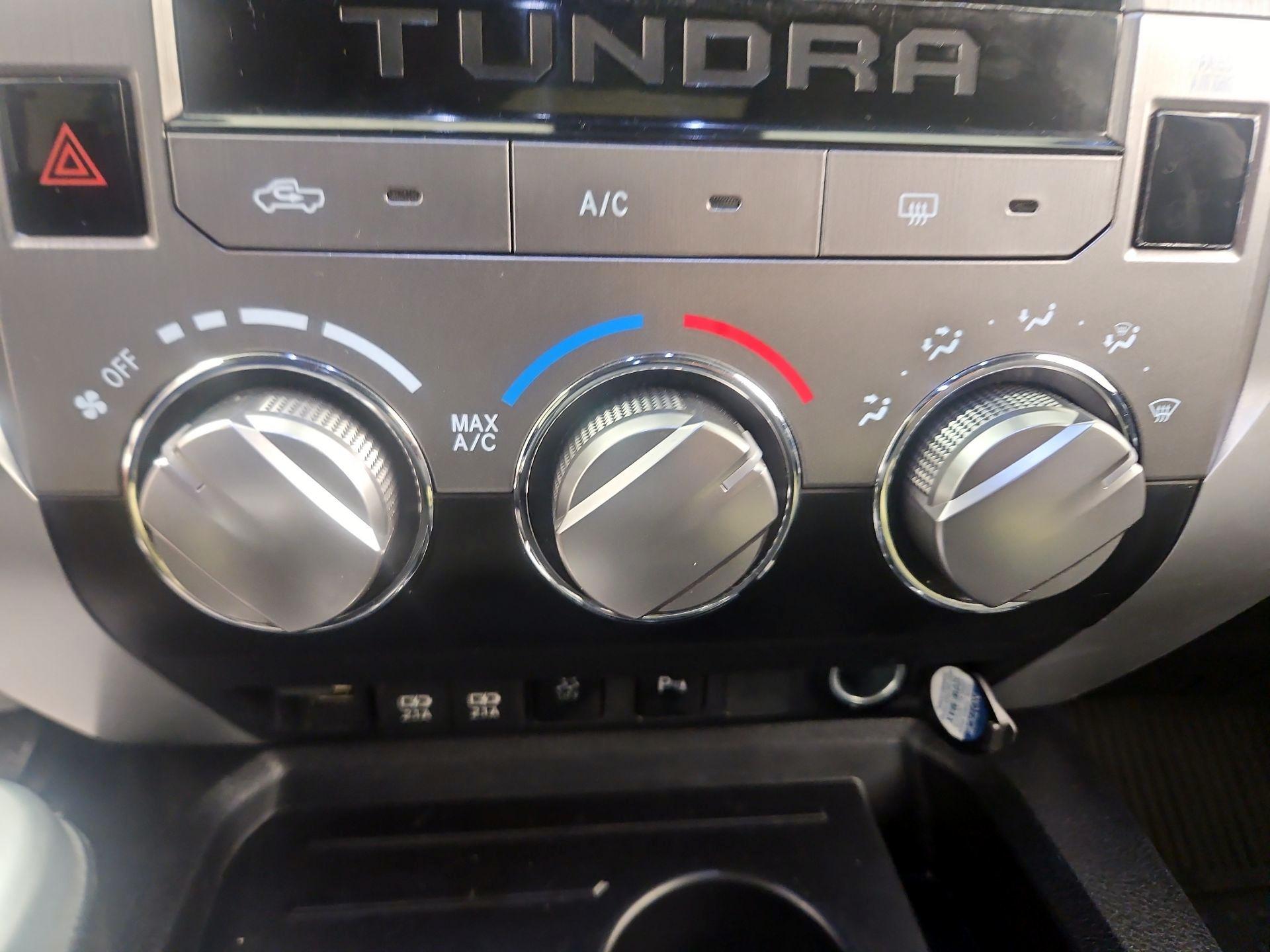 Thumbnail: 2021 Toyota Tundra - 15