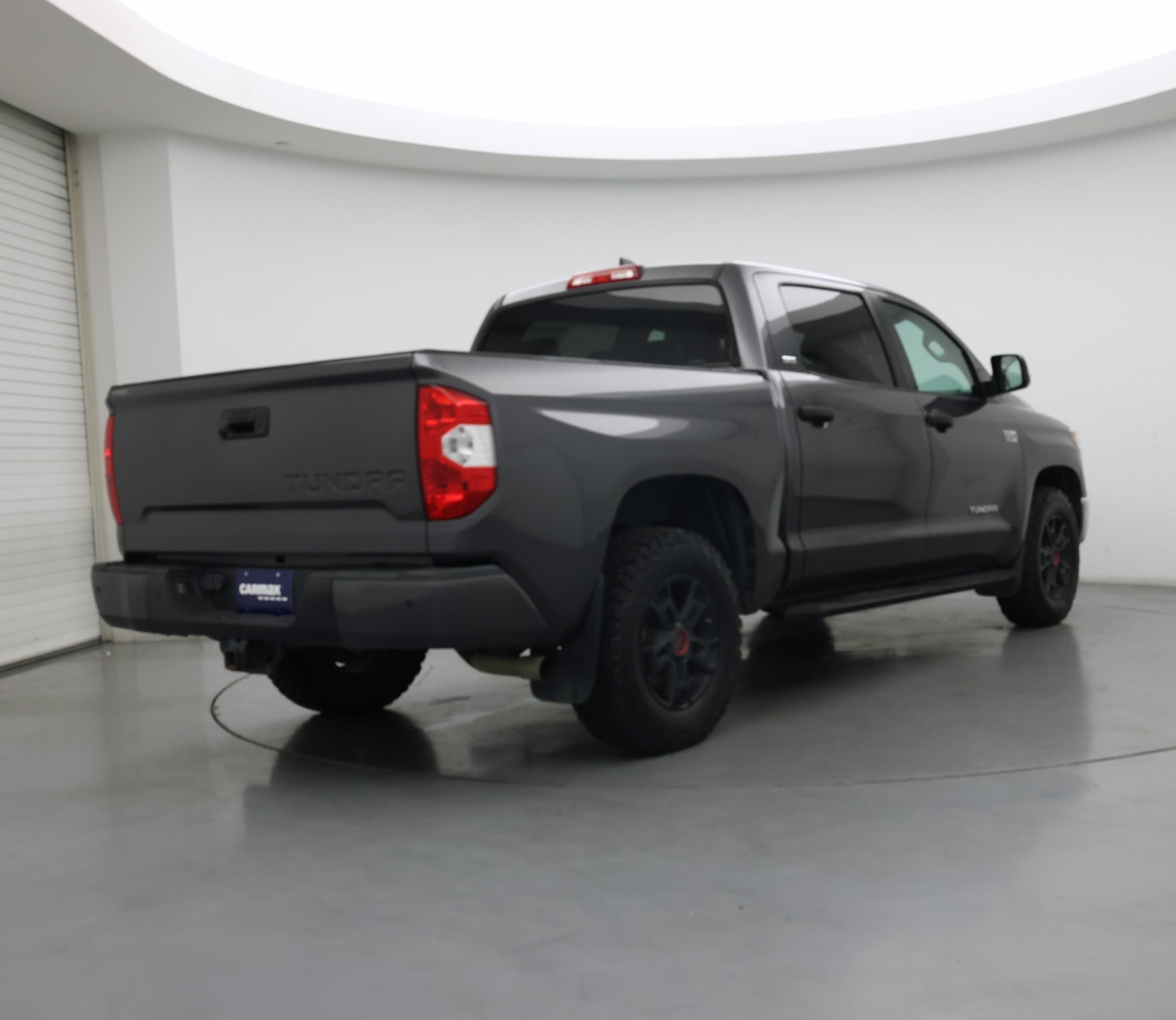 Thumbnail: 2021 Toyota Tundra - 8