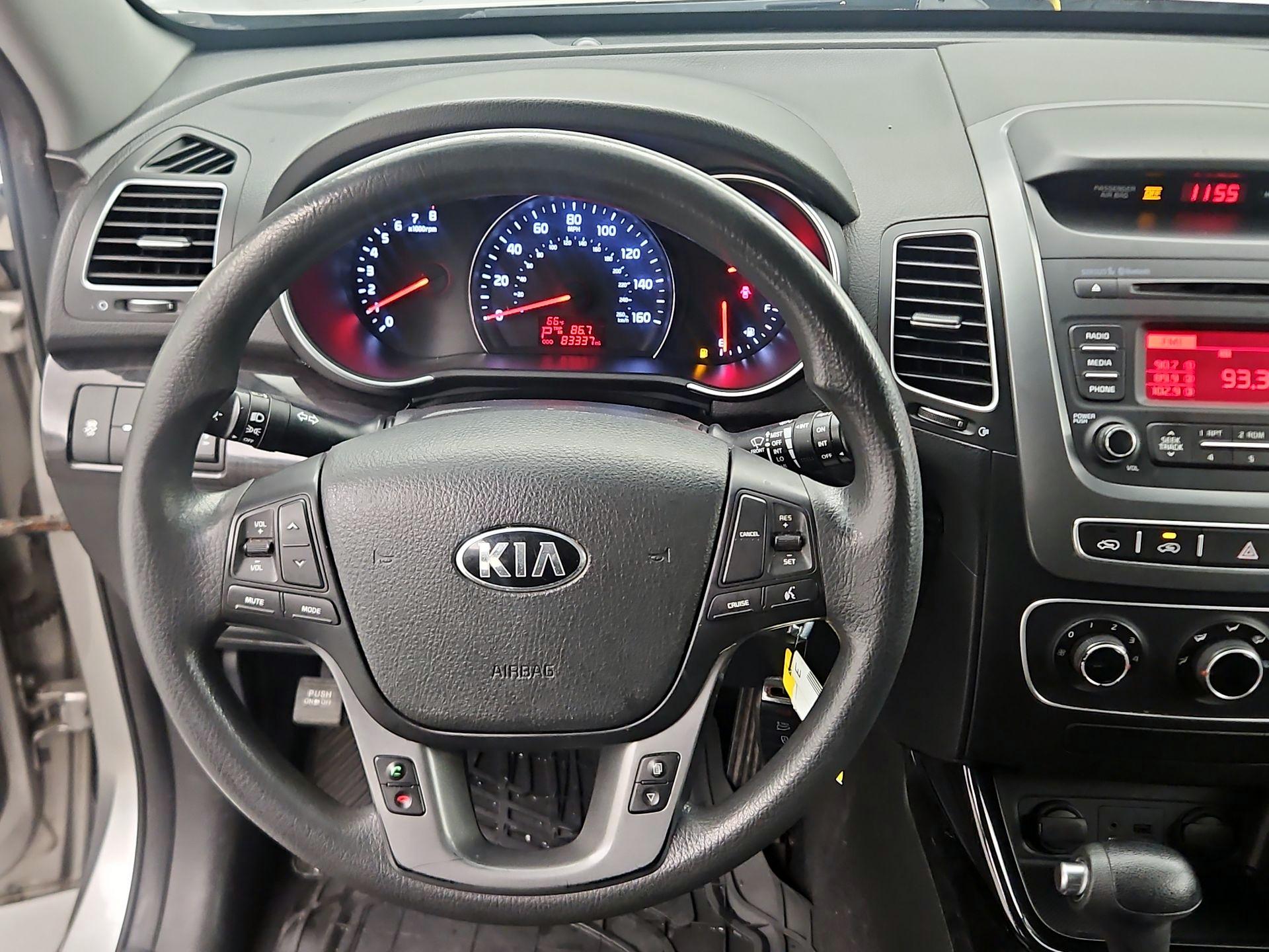 Thumbnail: 2014 Kia Sorento - 10