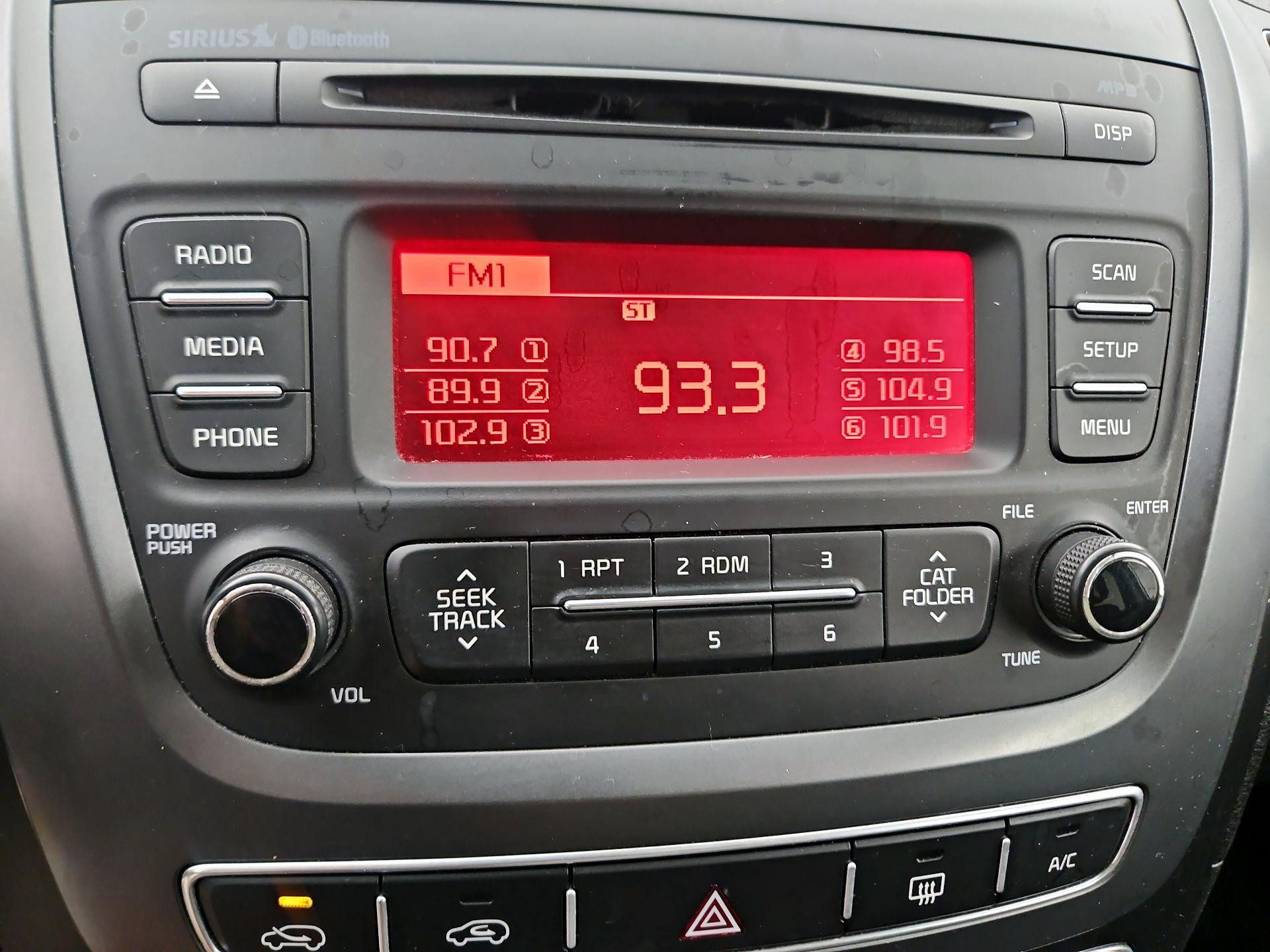 Thumbnail: 2014 Kia Sorento - 14
