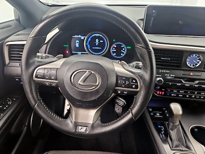 Steering Wheel & Instrument Cluster (On)